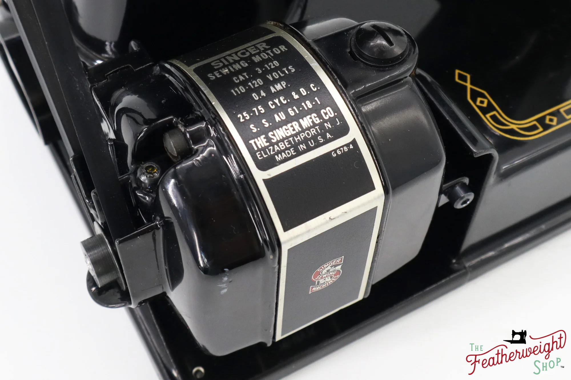Singer Featherweight 221 Sewing Machine, AM1615** - 1955 - Image 16