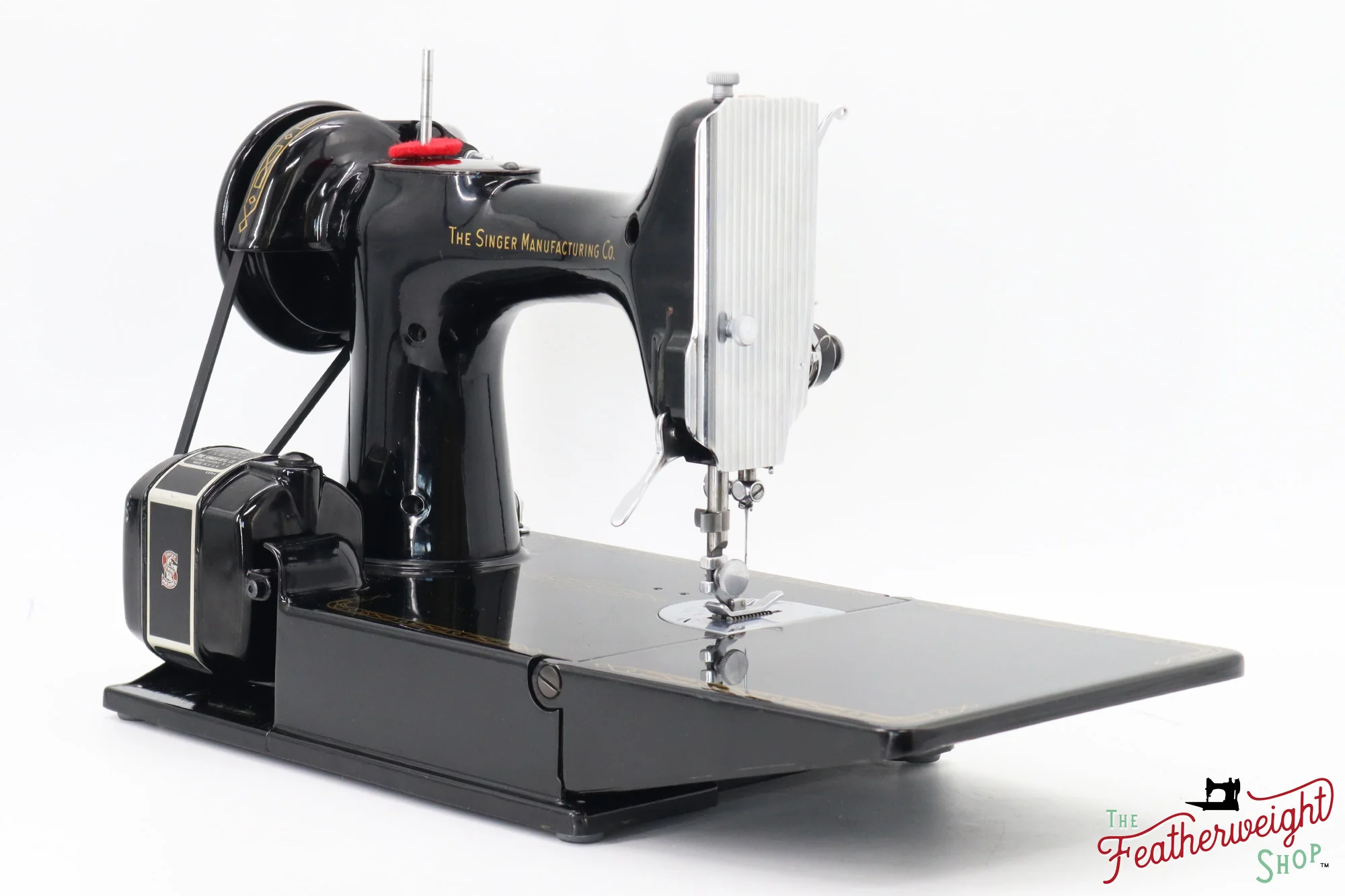 Singer Featherweight 221 Sewing Machine, AM1615** - 1955 - Image 6