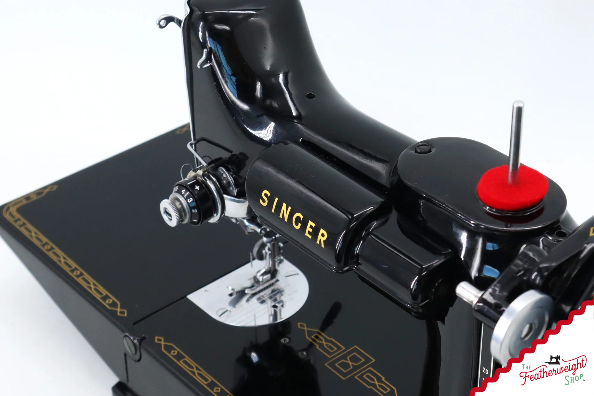 Singer Featherweight 221 Sewing Machine, AM167*** - 1955 - Image 12