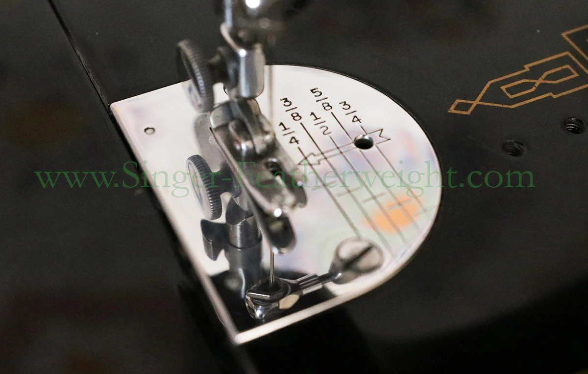 Singer Featherweight 221 Sewing Machine, AM186*** - Image 13