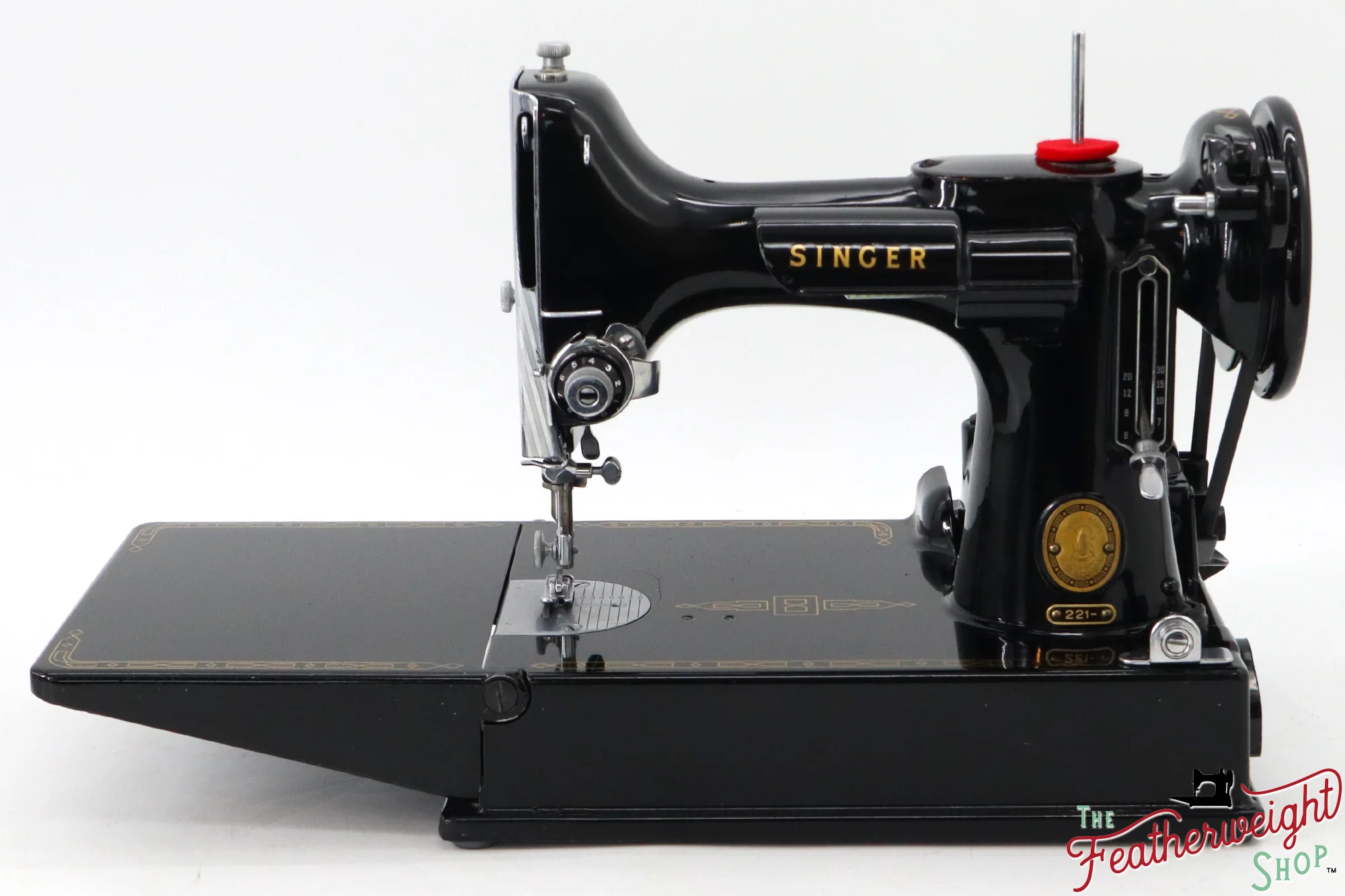 Singer Featherweight 221 Sewing Machine, AM3645** - 1956 - Image 2