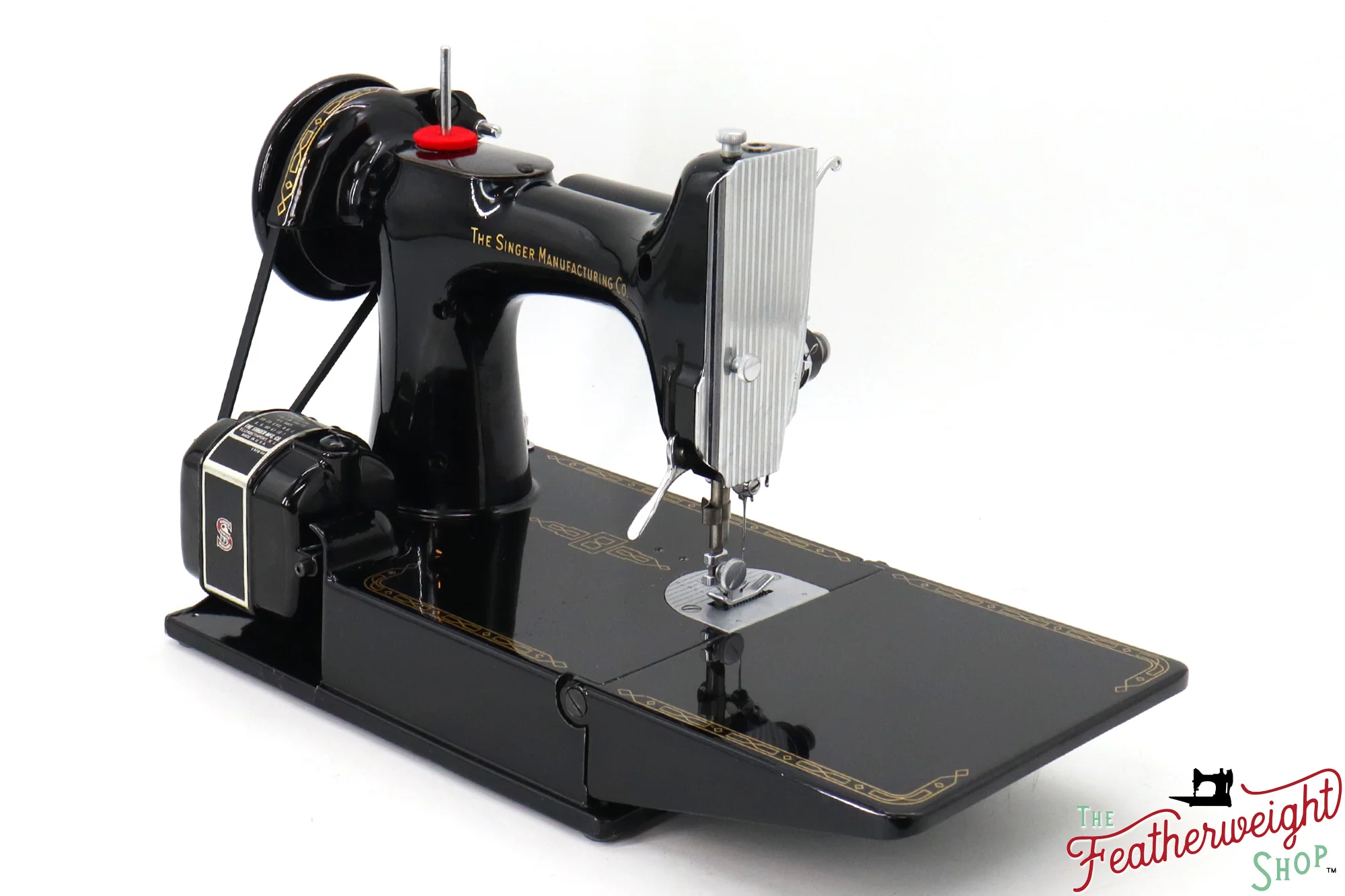 Singer Featherweight 221 Sewing Machine, AM3645** - 1956 - Image 5