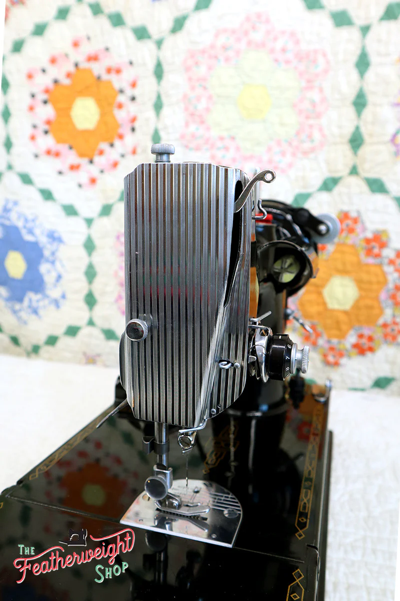 Singer Featherweight 221 Sewing Machine, AM372*** - Image 20