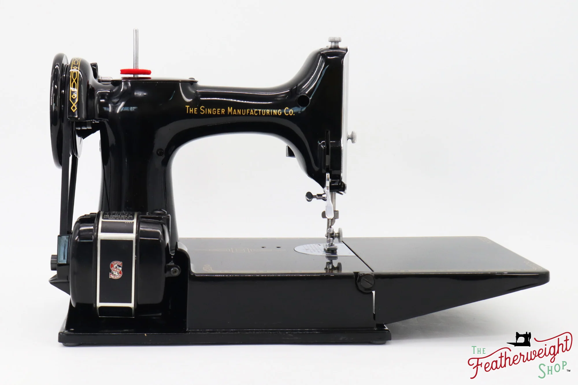Singer Featherweight 221 Sewing Machine, AM380*** - 1956 - Image 6