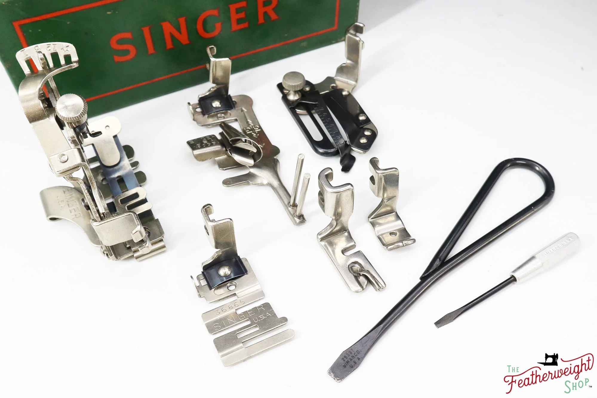 Singer Featherweight 221 Sewing Machine, AM385*** - 1956 - Image 15