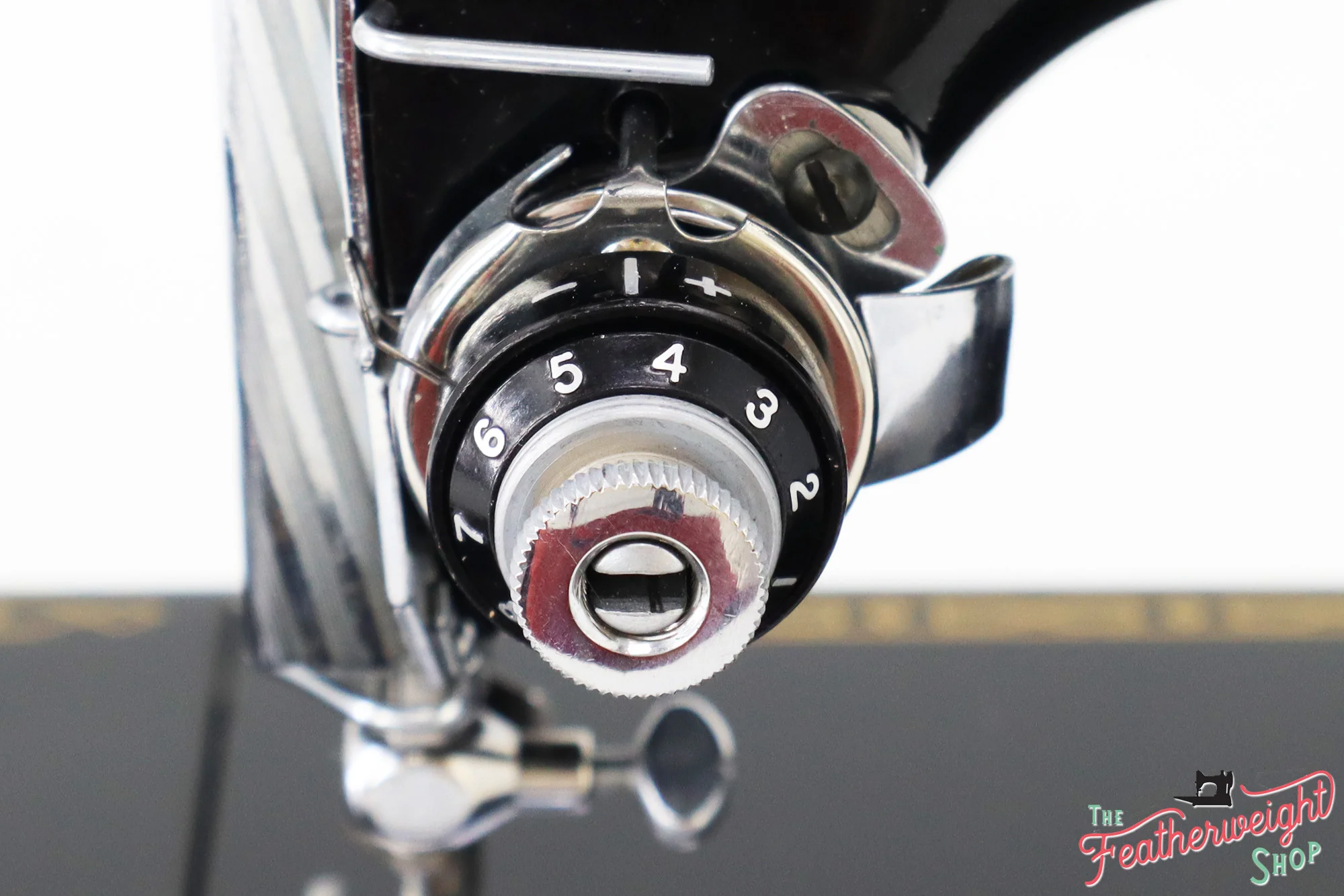 Singer Featherweight 221 Sewing Machine, AM386*** - Image 16