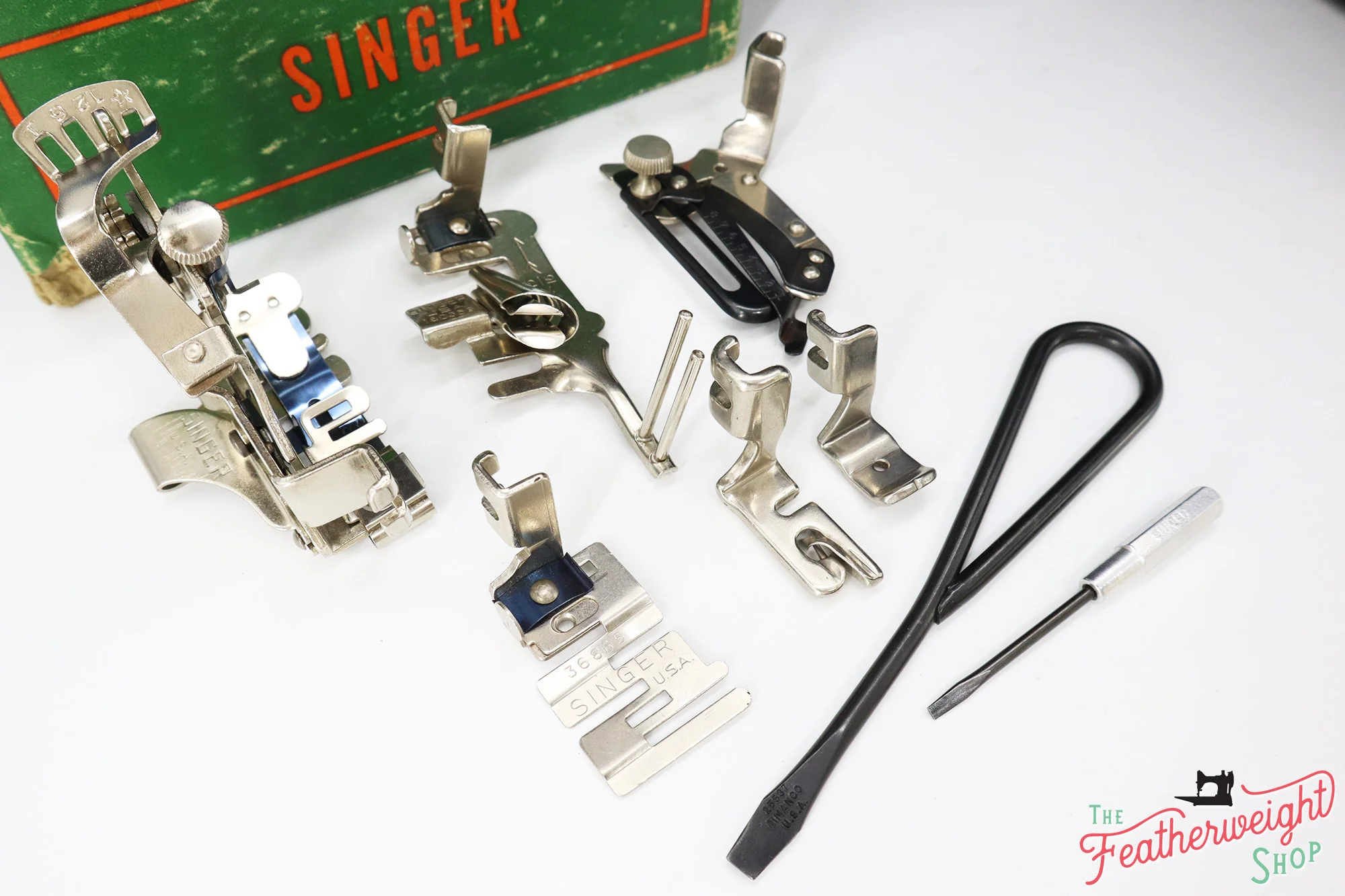 Singer Featherweight 221 Sewing Machine, AM386*** - Image 19