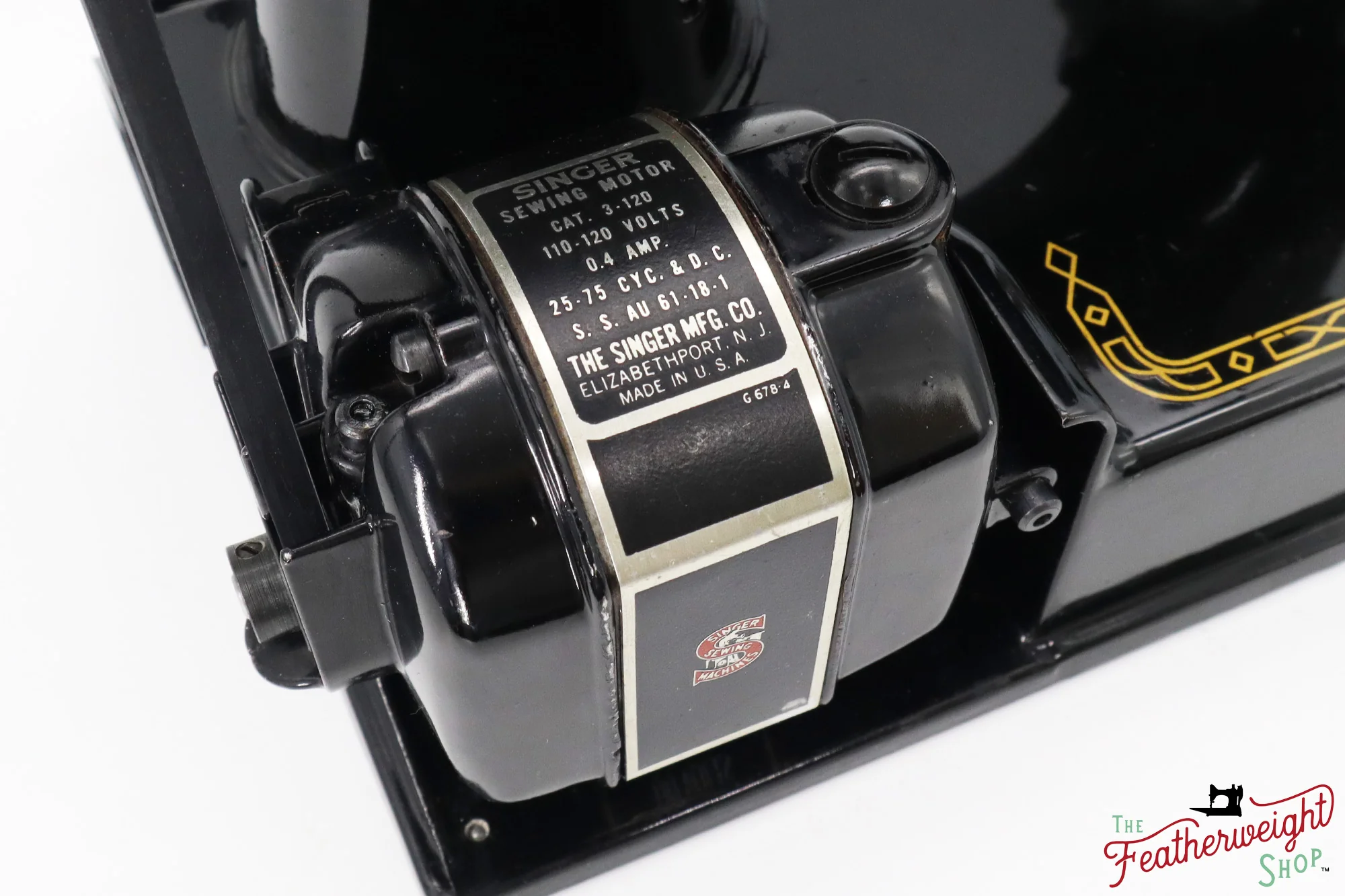Singer Featherweight 221 Sewing Machine, AM389*** - 1956 - Image 17