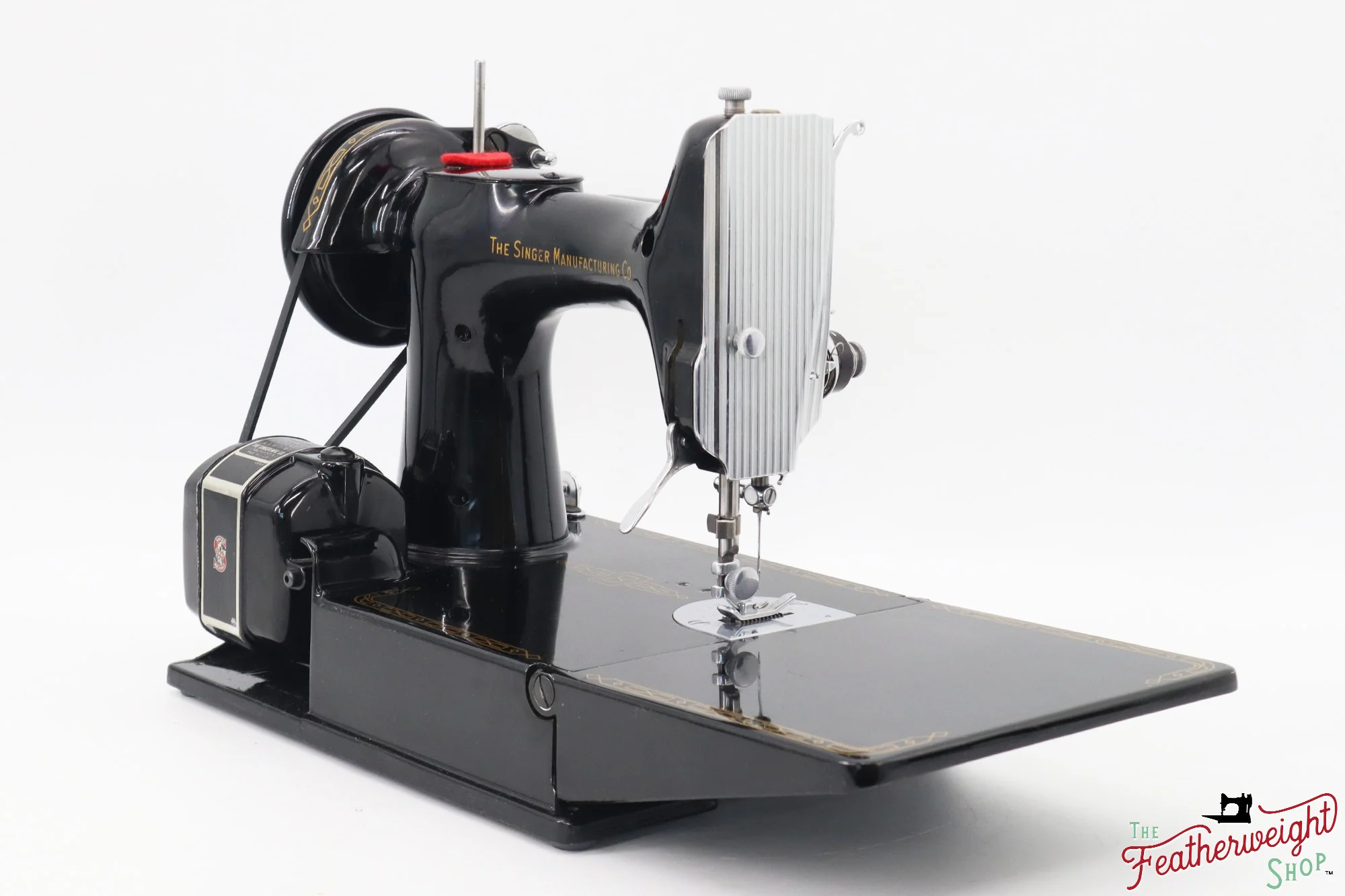 Singer Featherweight 221 Sewing Machine, AM389*** - 1956 - Image 5
