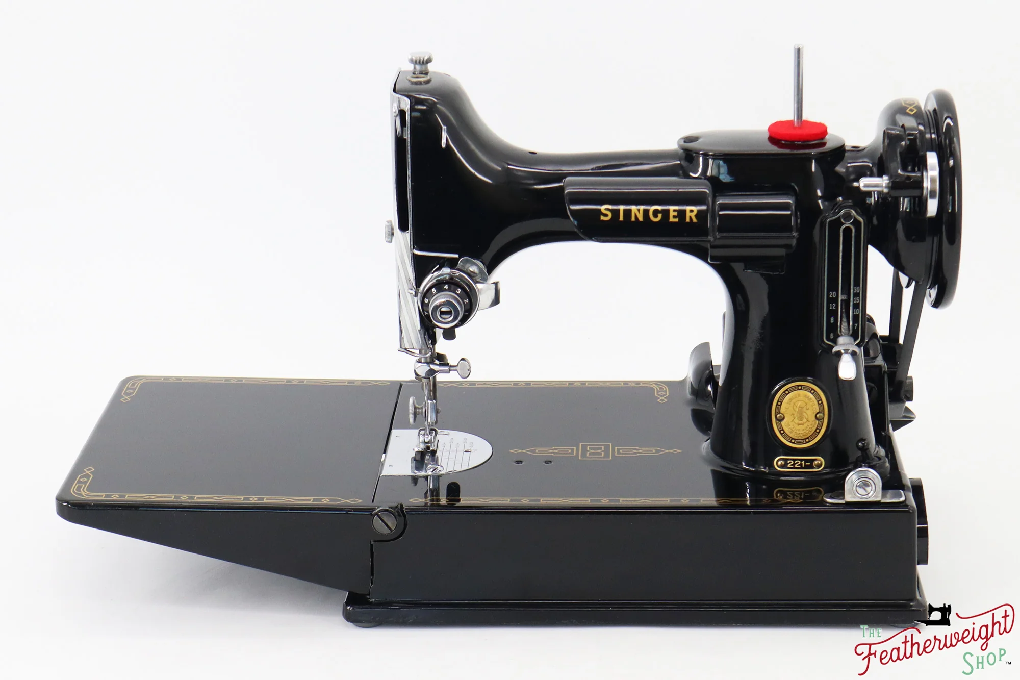 Singer Featherweight 221 Sewing Machine, AM391*** - 1956 - Image 3