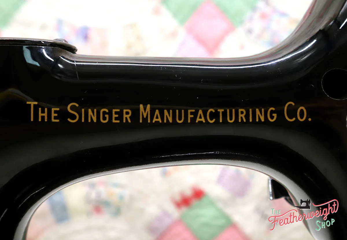 Singer Featherweight 221 Sewing Machine, AM656*** - Image 15