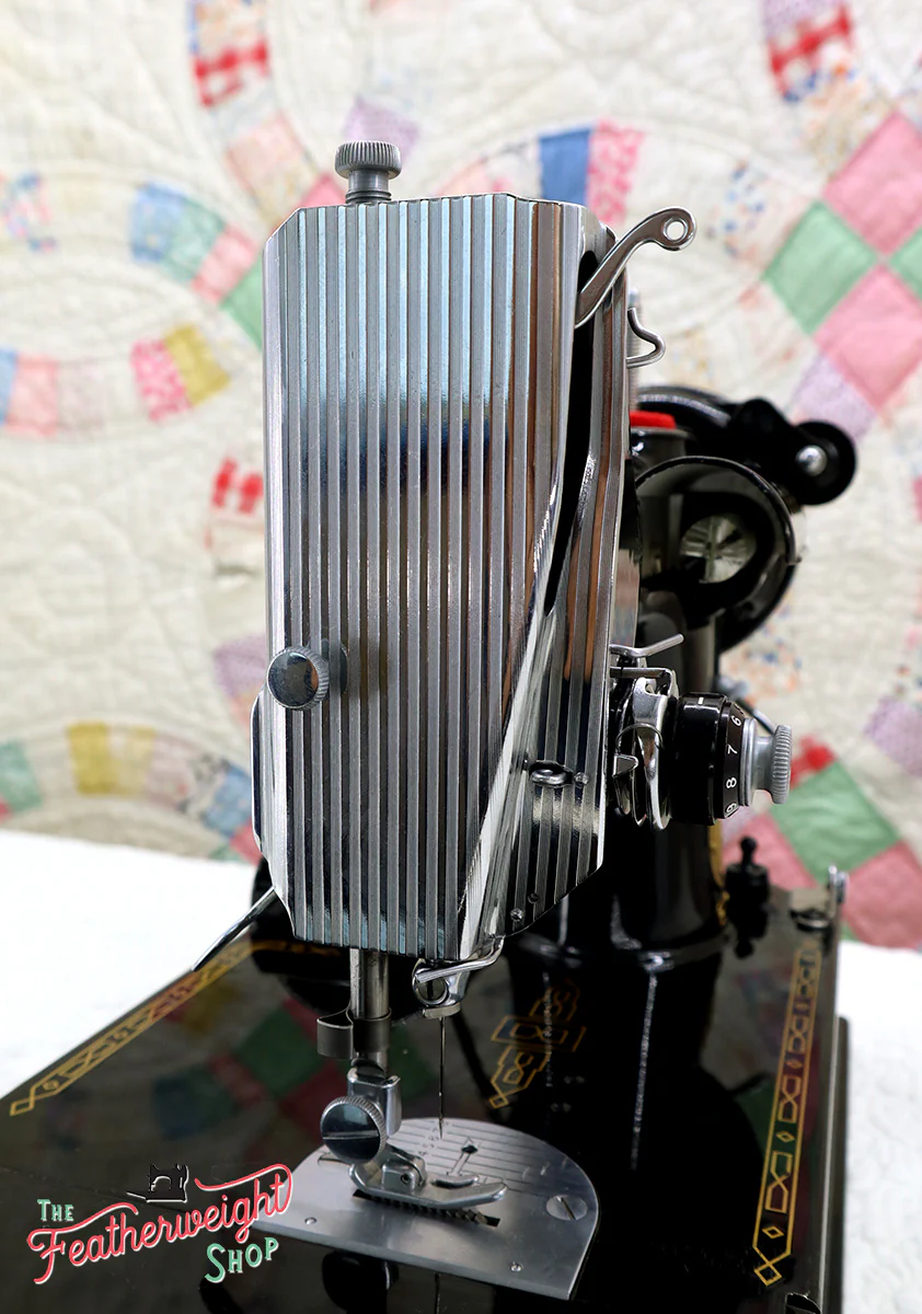 Singer Featherweight 221 Sewing Machine, AM656*** - Image 5