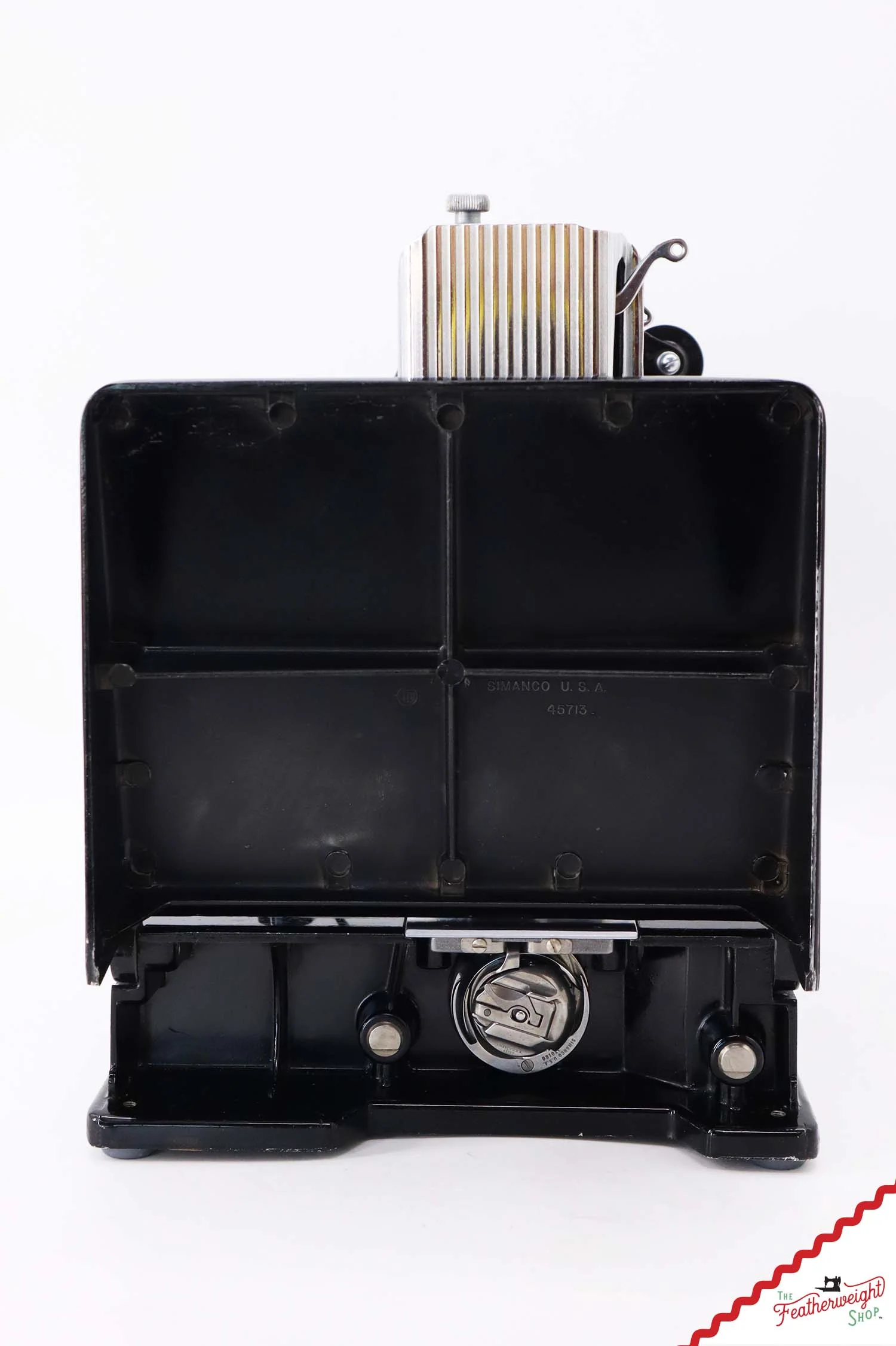 Singer Featherweight 221 Sewing Machine, AM659*** - 1957 - Image 4