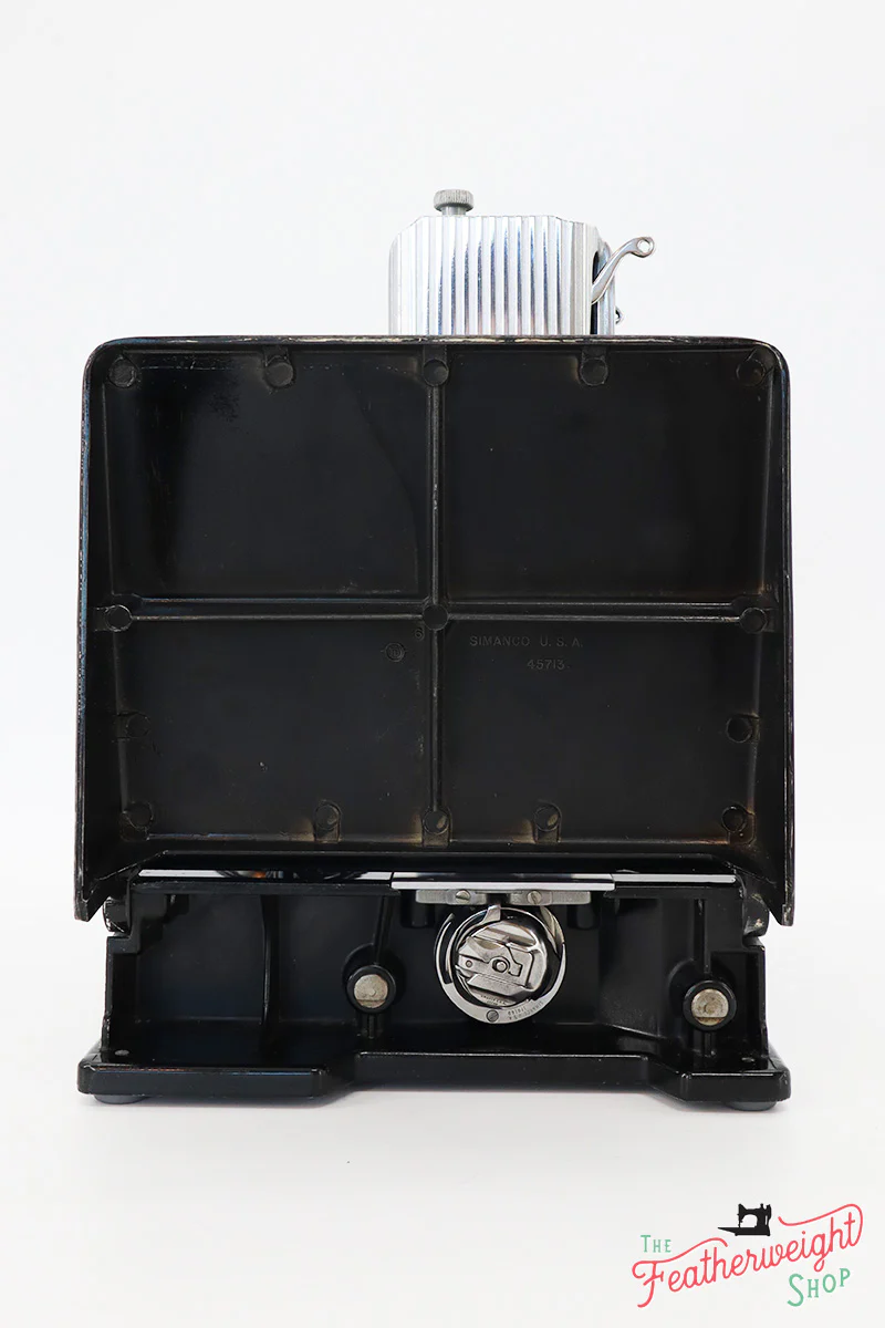 Singer Featherweight 221 Sewing Machine, AM688*** - Image 5