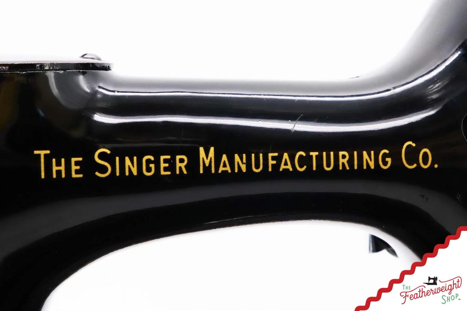 Singer Featherweight 221 Sewing Machine, AM6959** - 1957 - Image 11