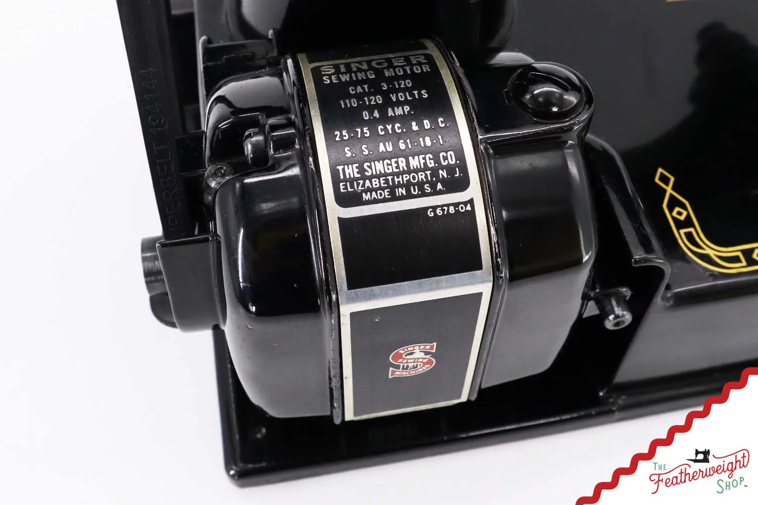 Singer Featherweight 221 Sewing Machine, AM6959** - 1957 - Image 12