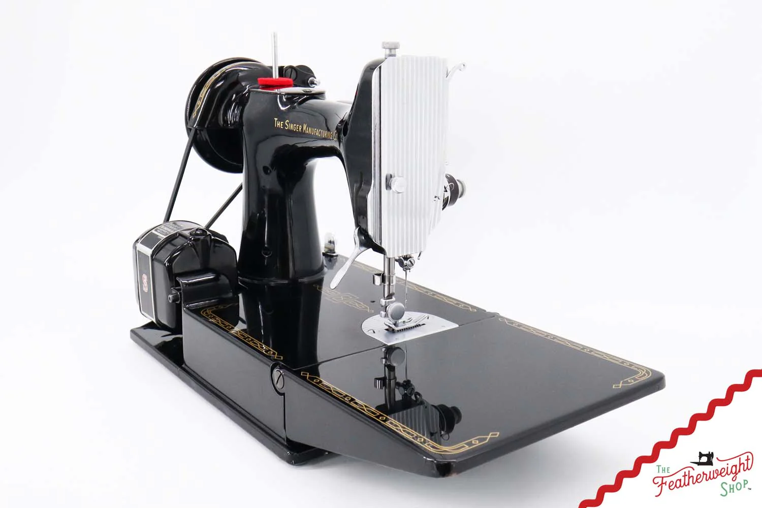Singer Featherweight 221 Sewing Machine, AM6959** - 1957 - Image 5