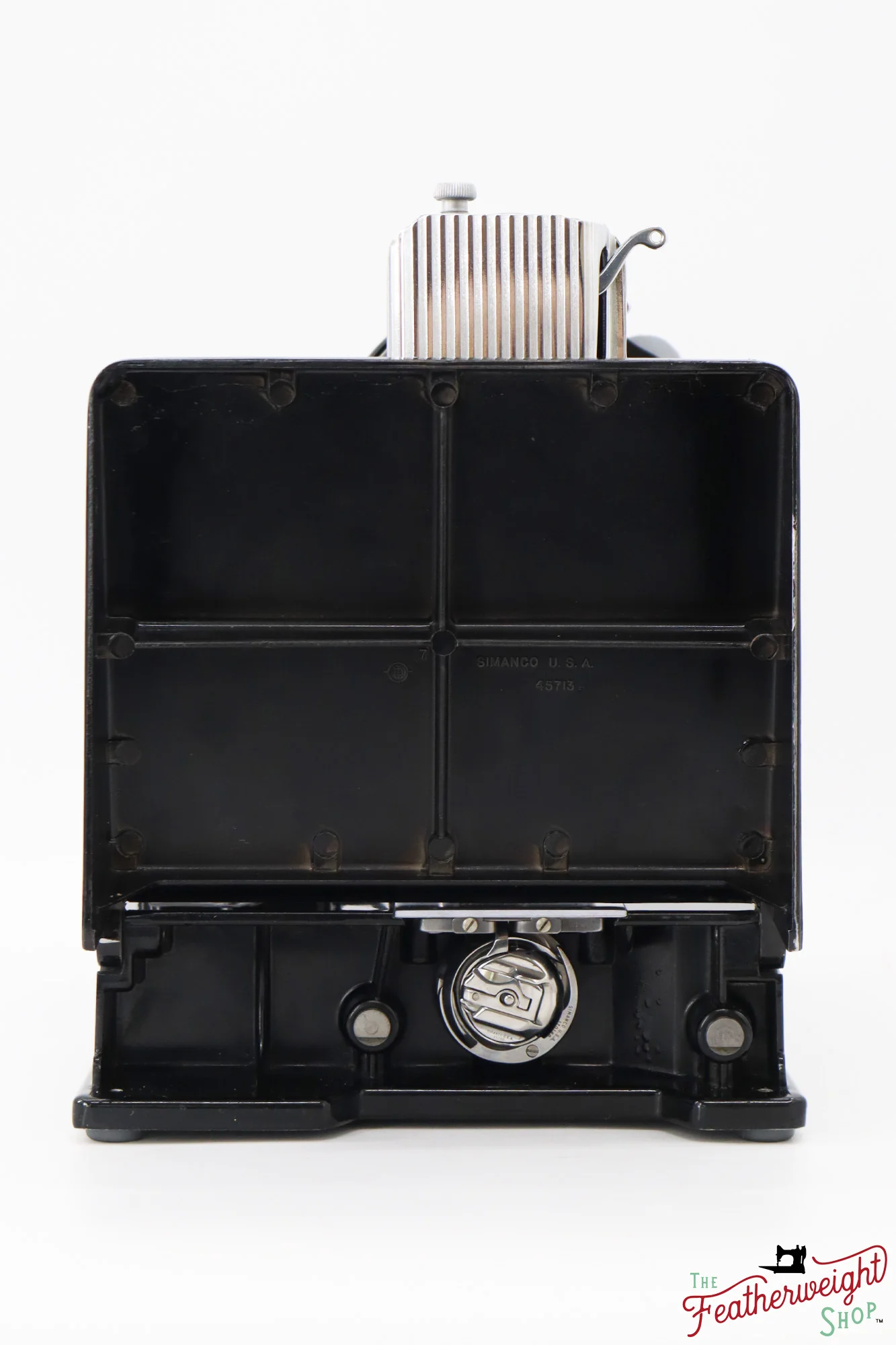 Singer Featherweight 221 Sewing Machine, AM698*** - 1957 - Image 4