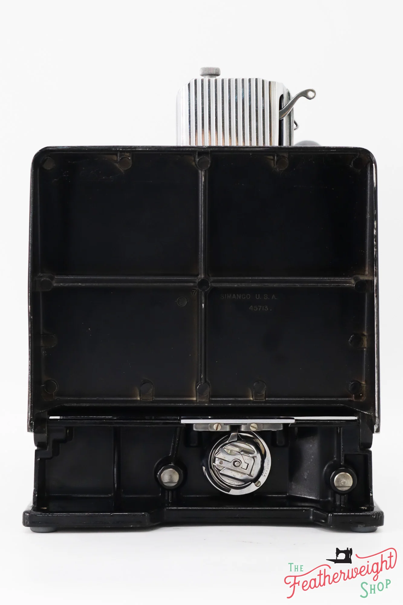 Singer Featherweight 221 Sewing Machine, AM777*** - Image 5