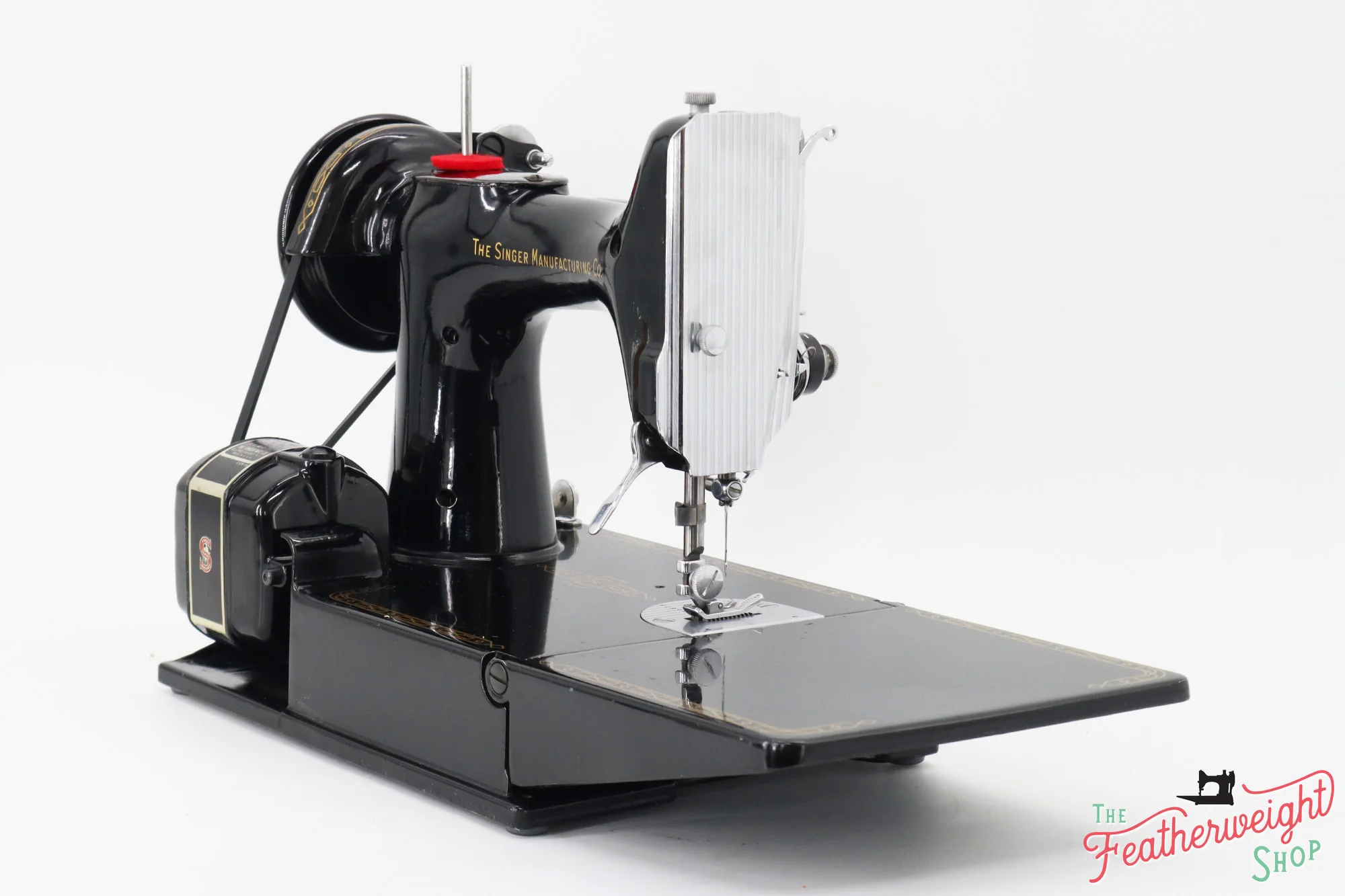 Singer Featherweight 221 Sewing Machine, AM777*** - Image 6
