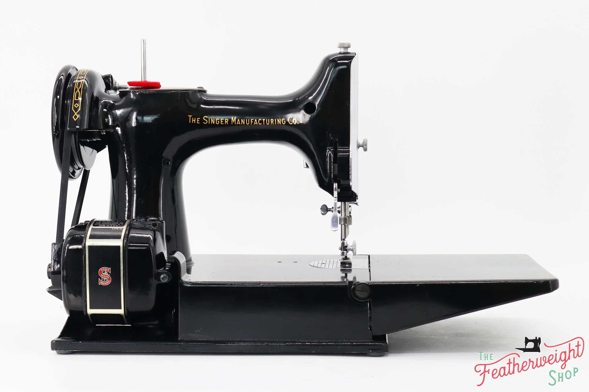 Singer Featherweight 221 Sewing Machine, AM777*** - Image 7