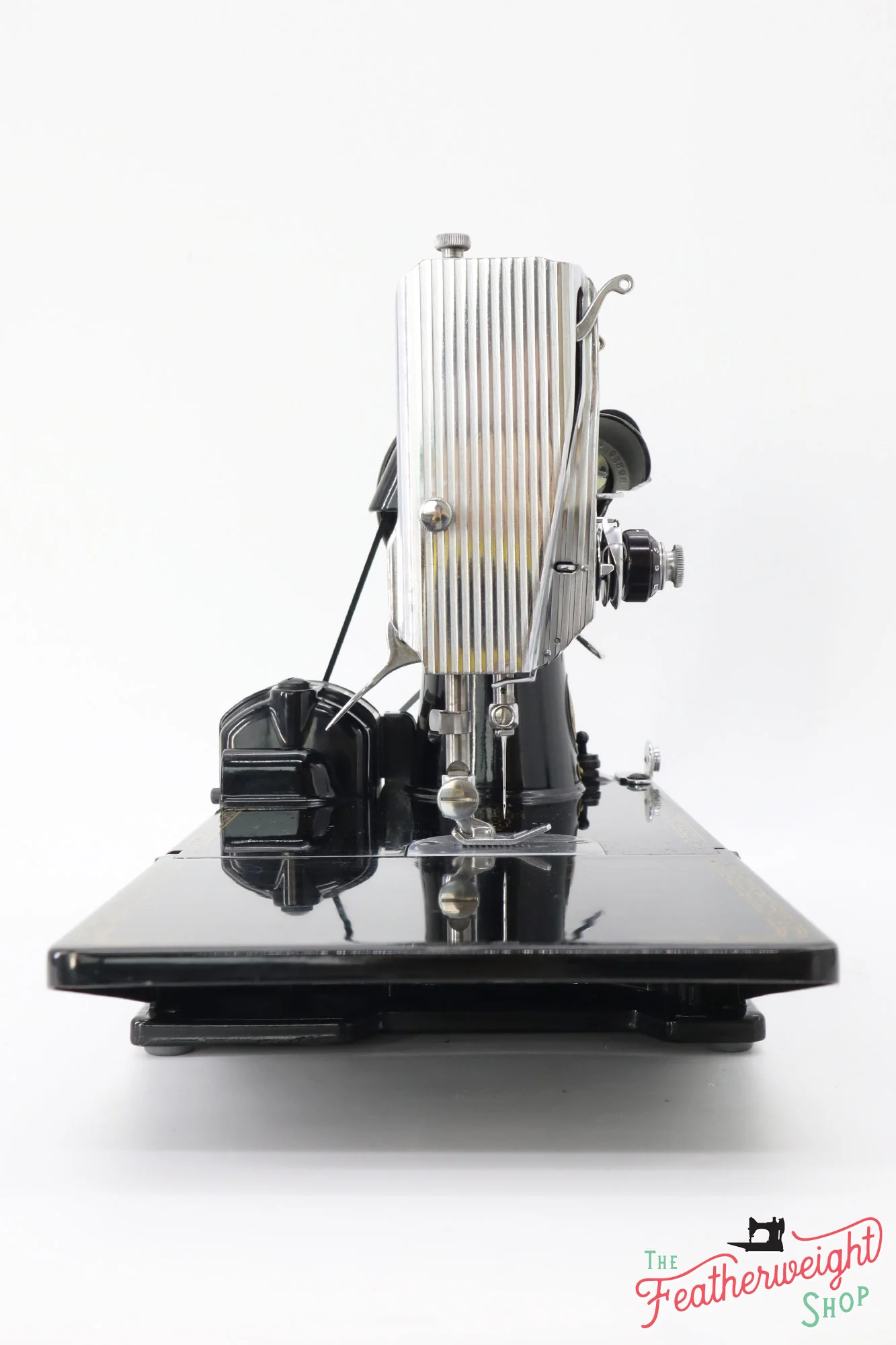 Singer Featherweight 221 Sewing Machine, AM783*** - Image 4