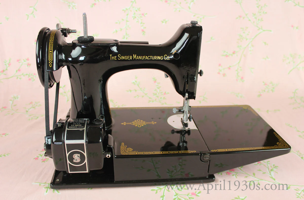 Singer Featherweight 221 Sewing Machine, BLACKSIDE AG004*** (SOLD) - Image 13