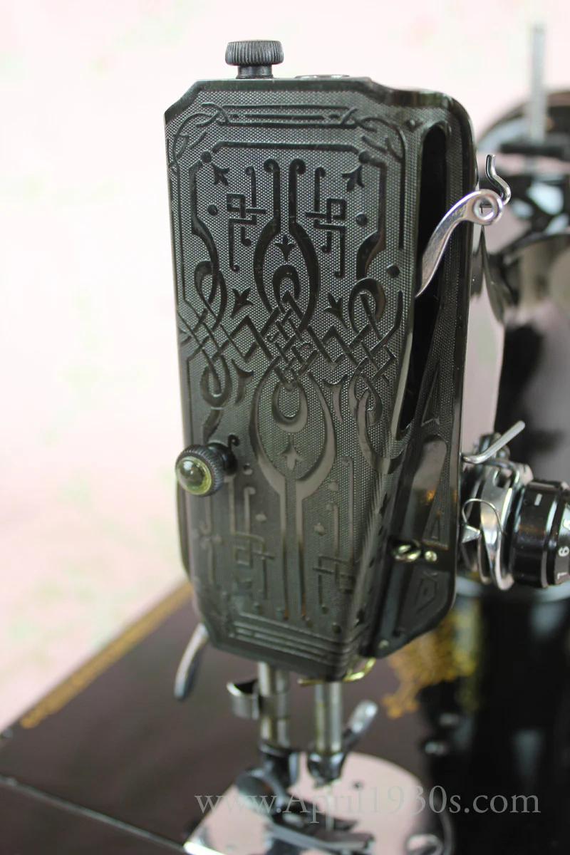 Singer Featherweight 221 Sewing Machine, BLACKSIDE AG004*** (SOLD) - Image 8
