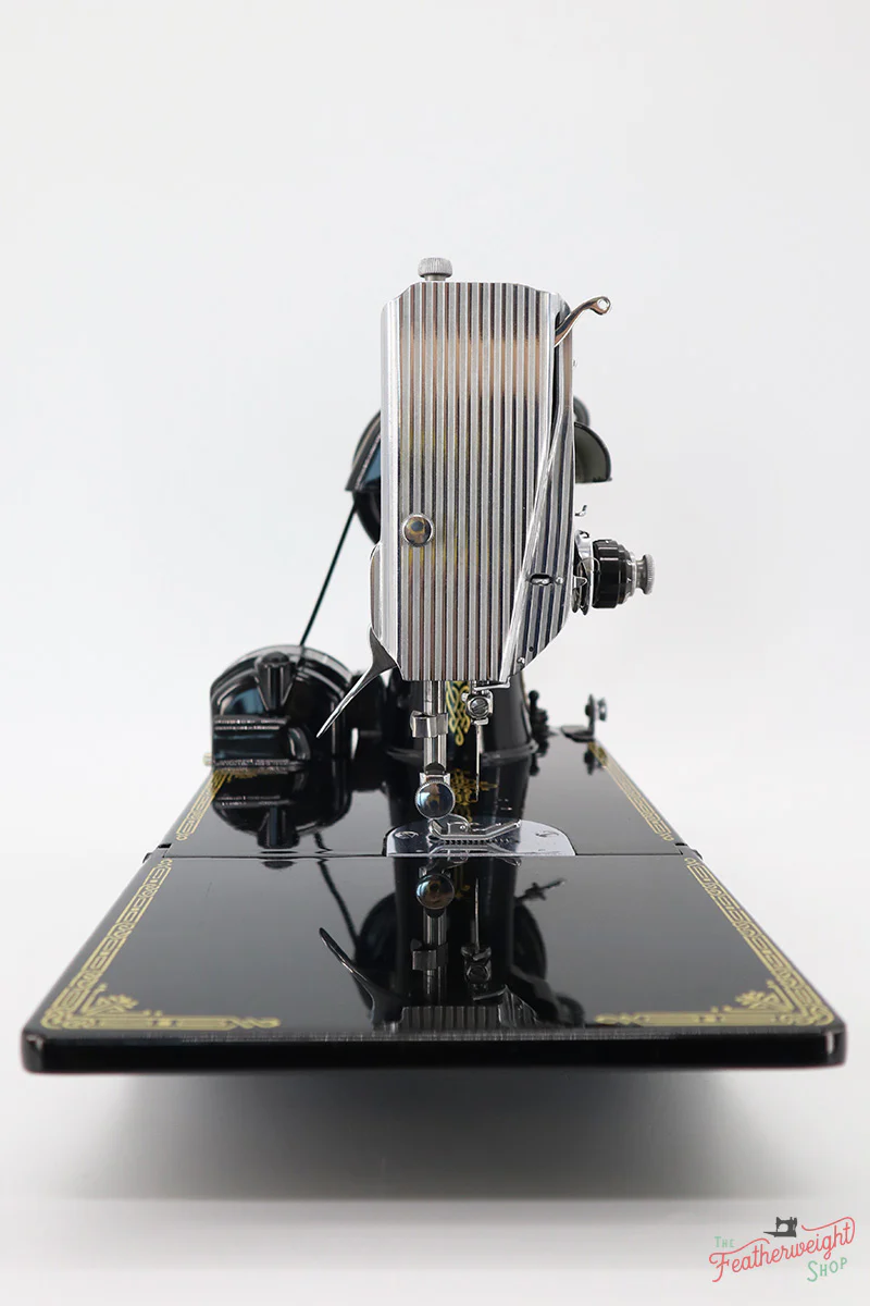 Singer Featherweight 221 Sewing Machine, Centennial: AJ788*** - Image 5