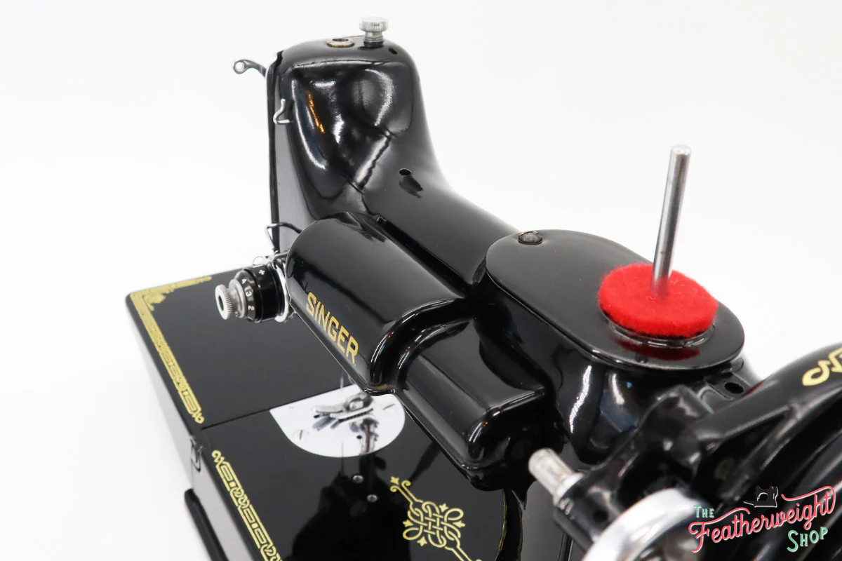 Singer Featherweight 221 Sewing Machine, Centennial: AJ904*** - Image 15