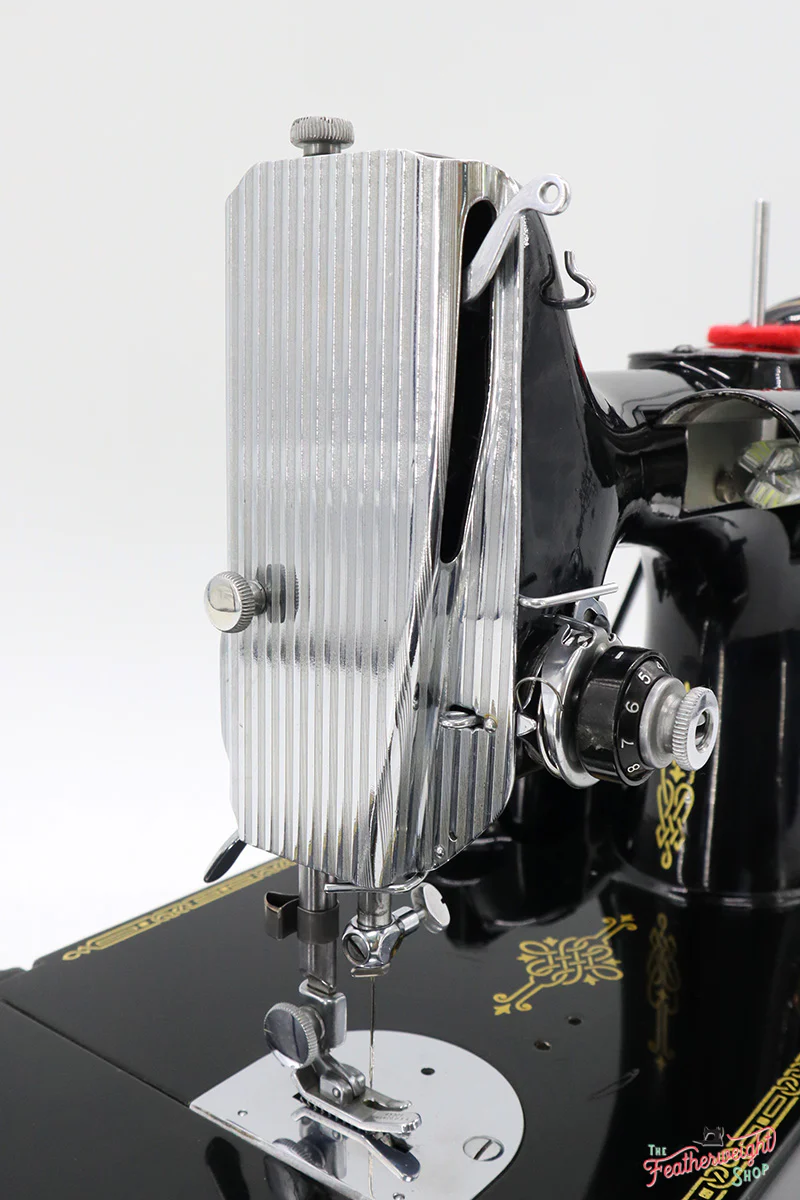 Singer Featherweight 221 Sewing Machine, Centennial: AJ915*** - Image 16