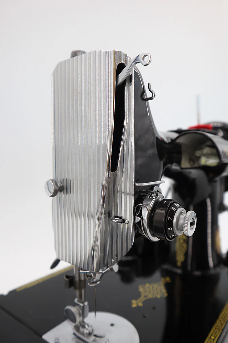 Singer Featherweight 221 Sewing Machine, Centennial: AJ917*** - Image 17