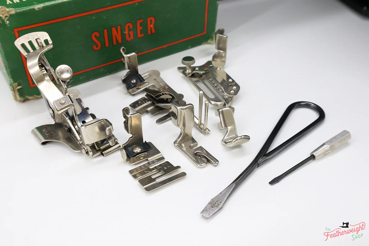 Singer Featherweight 221 Sewing Machine, Centennial: AK075*** - Image 15