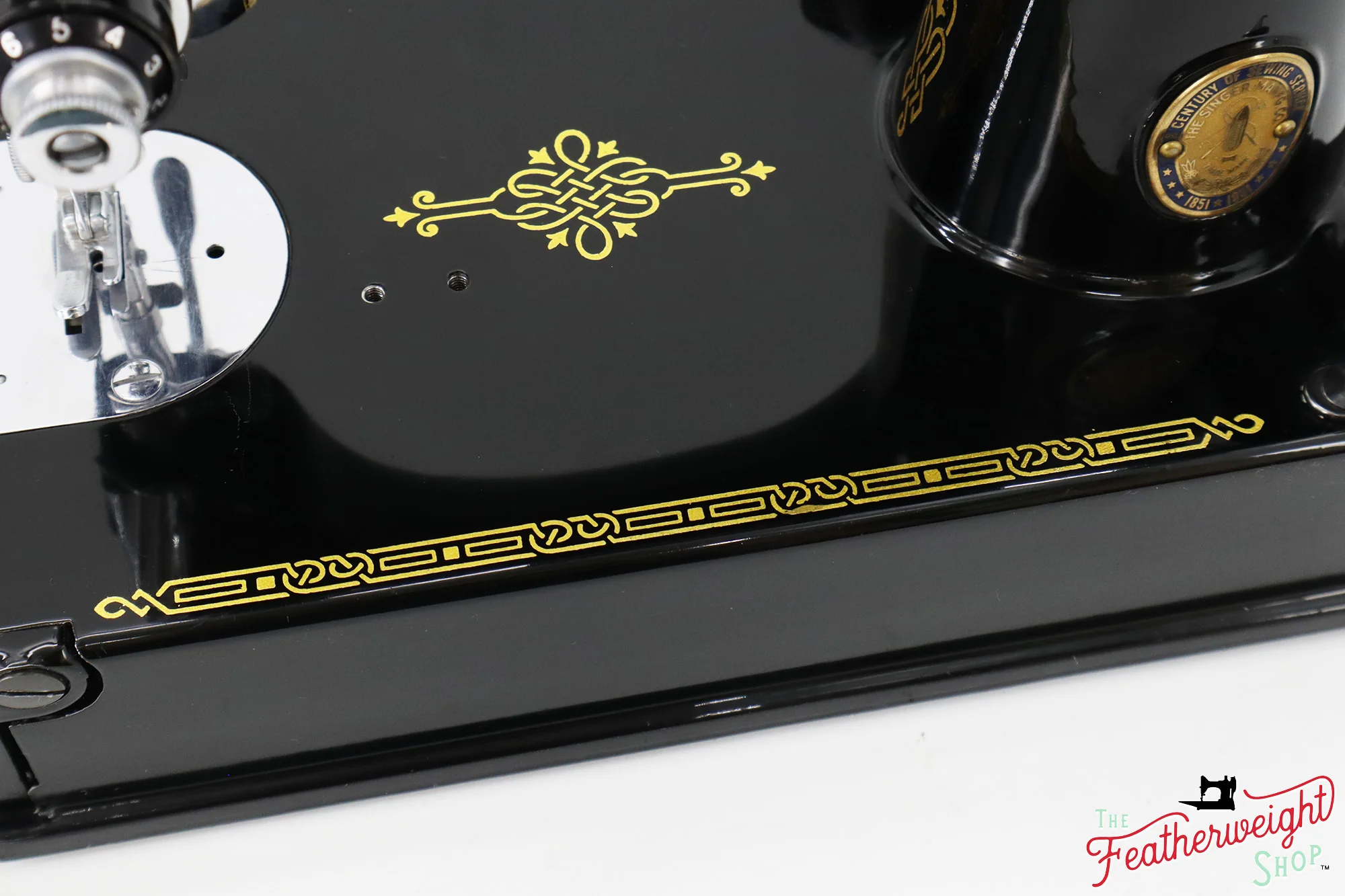 Singer Featherweight 221 Sewing Machine, Centennial: AK081*** - Image 6
