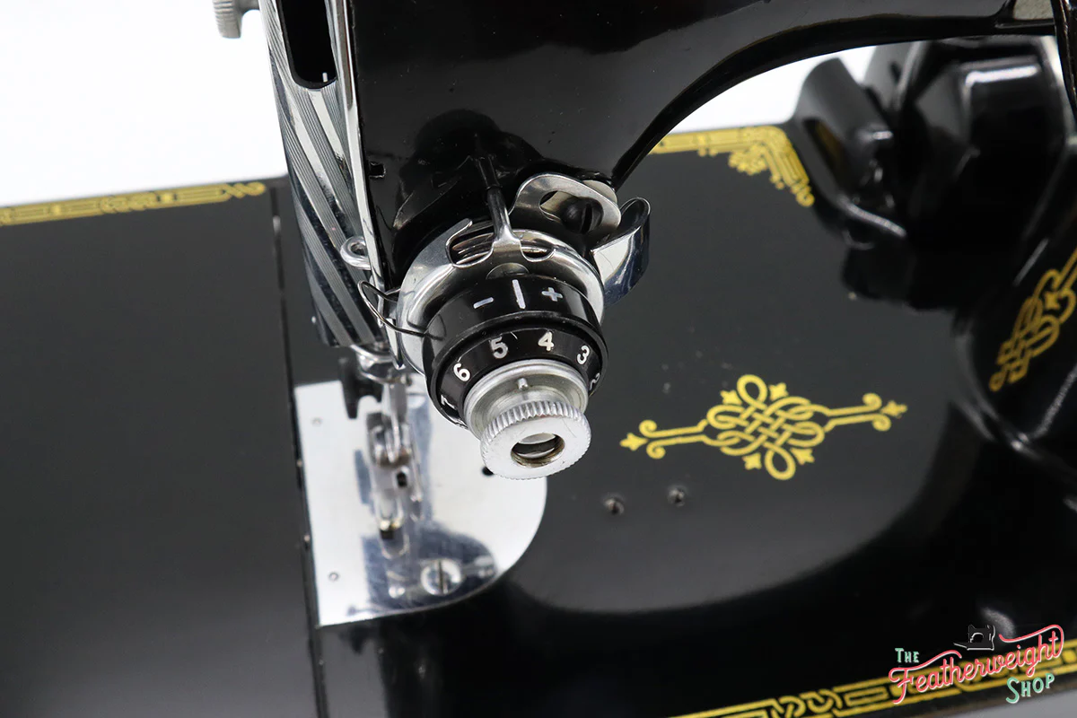 Singer Featherweight 221 Sewing Machine, Centennial: AK094*** - Image 19