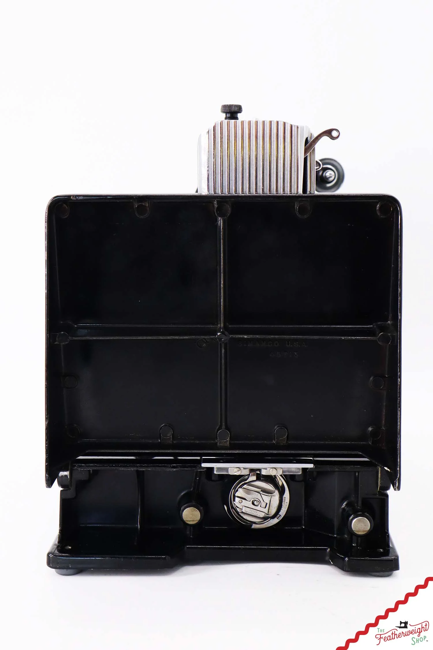 Singer Featherweight 221 Sewing Machine, Centennial: AK097*** - Image 5
