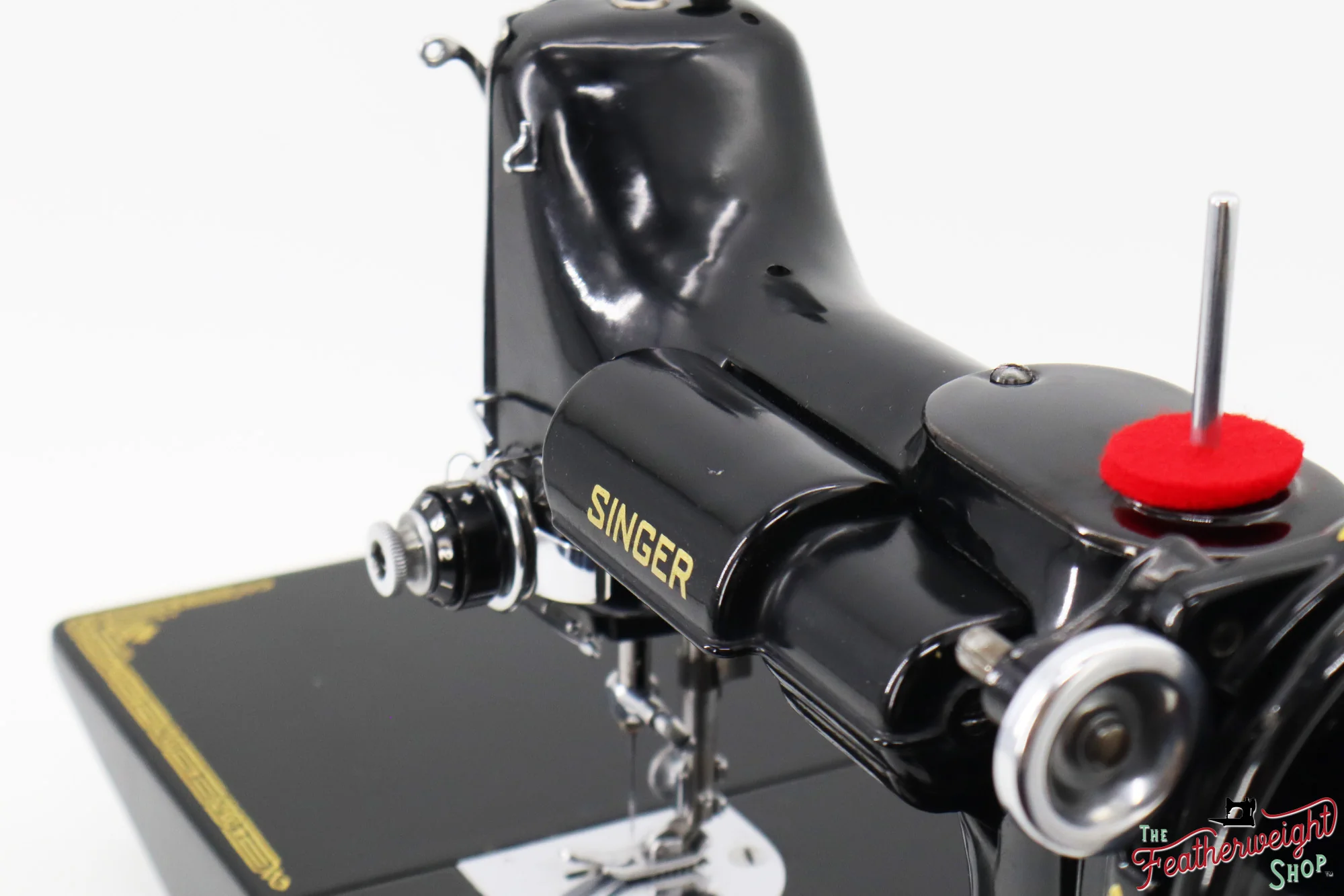 Singer Featherweight 221 Sewing Machine, Centennial: AK105*** - Image 12