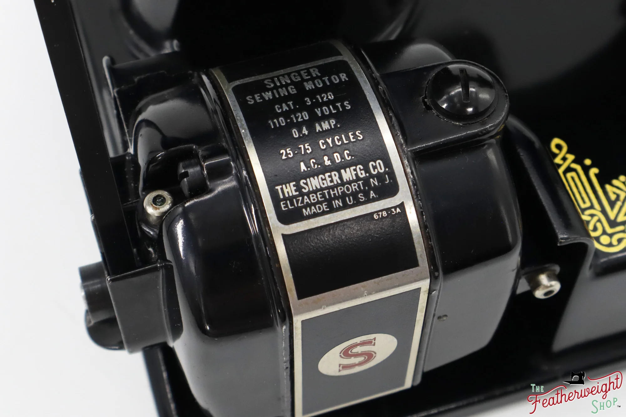Singer Featherweight 221 Sewing Machine, Centennial: AK105*** - Image 14