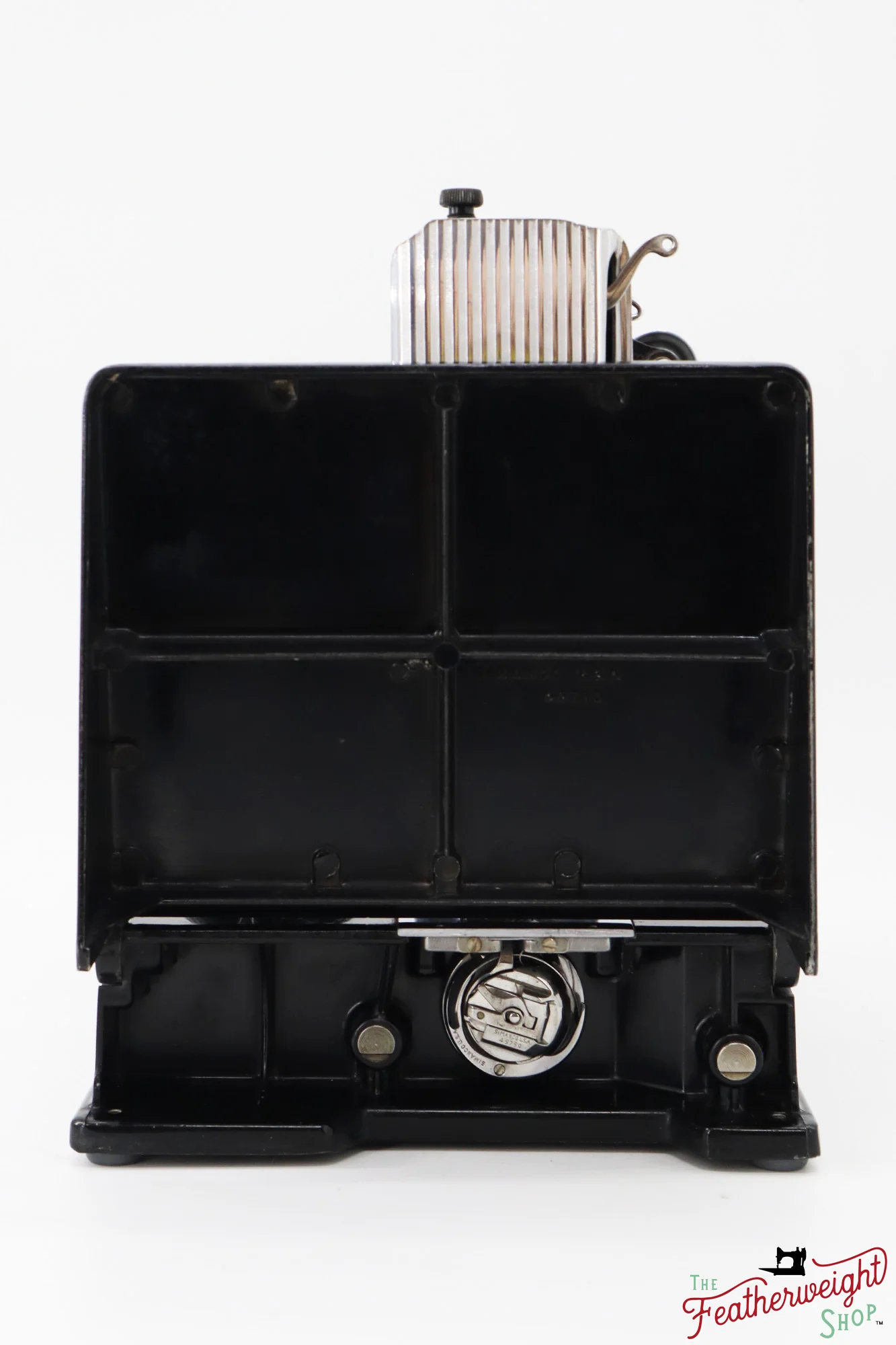 Singer Featherweight 221 Sewing Machine, Centennial: AK105*** - Image 4