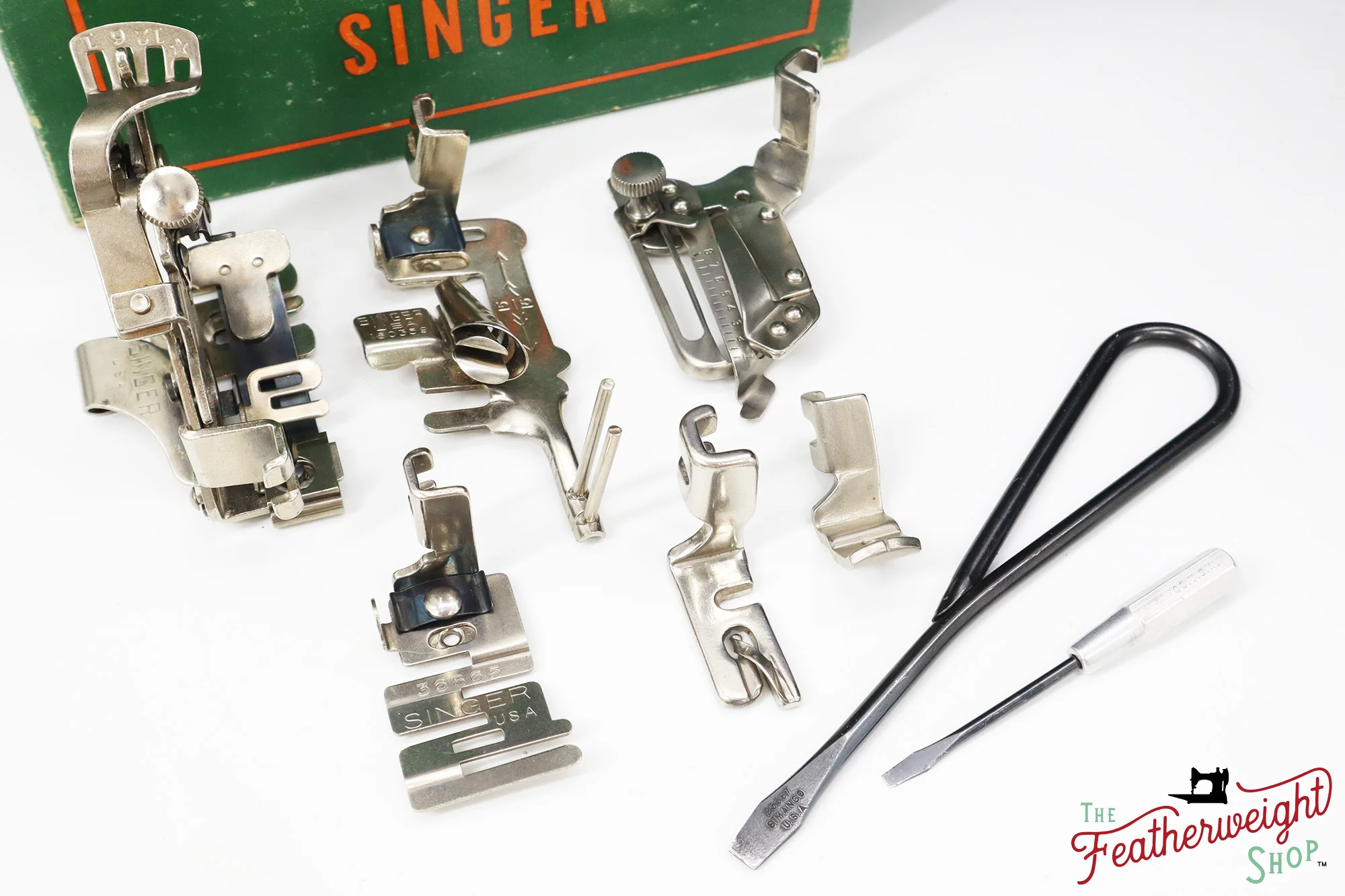 Singer Featherweight 221 Sewing Machine, Centennial: AK117*** - Image 18