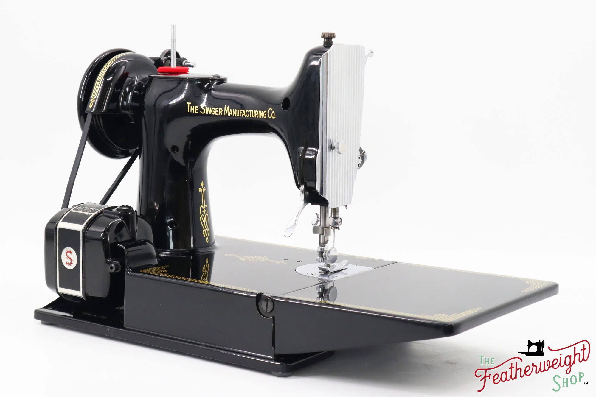 Singer Featherweight 221 Sewing Machine, Centennial: AK117*** - Image 6