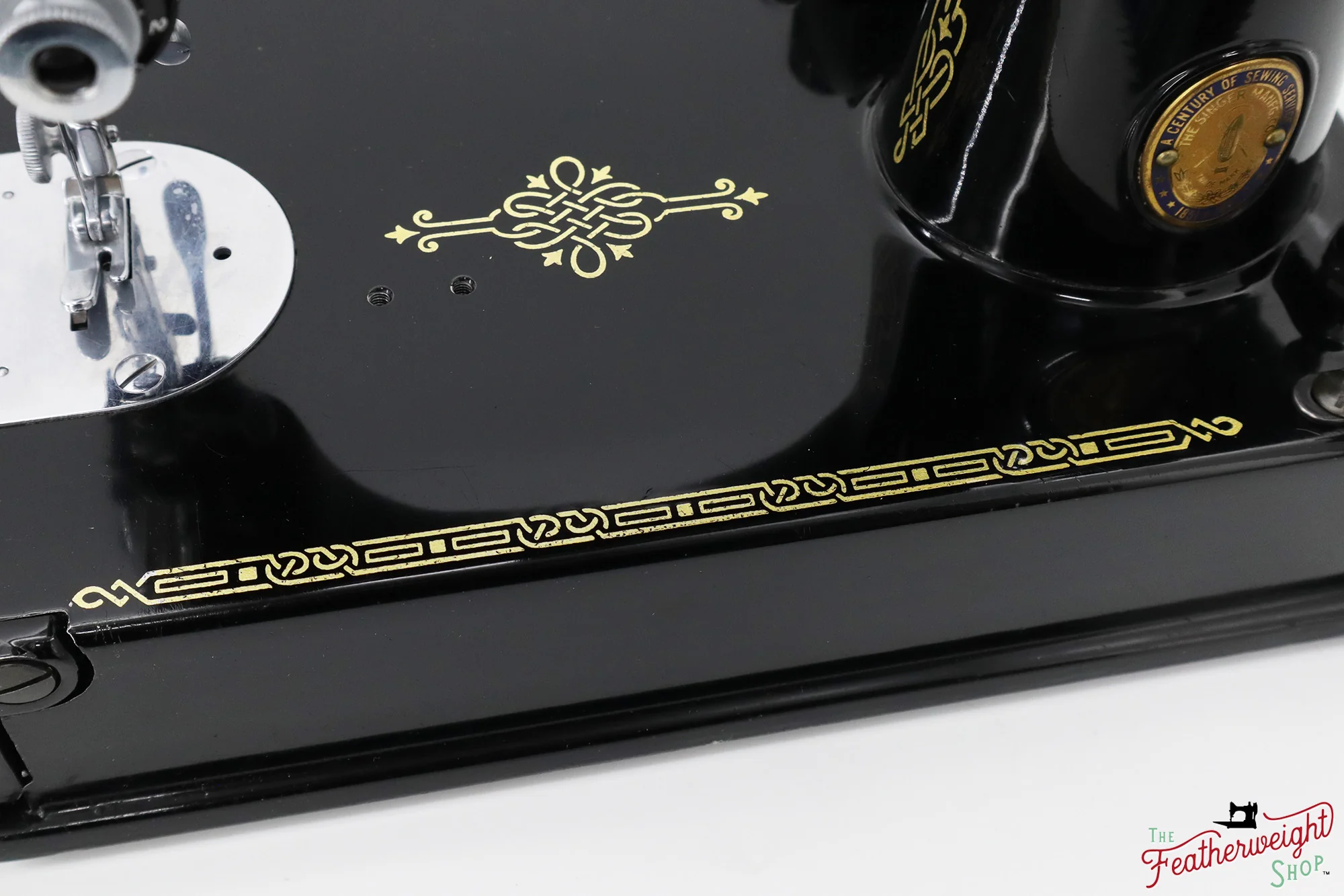 Singer Featherweight 221 Sewing Machine, Centennial: AK401*** - Image 8