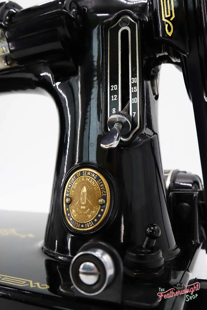 Singer Featherweight 221 Sewing Machine, Centennial: AK410*** - Image 16
