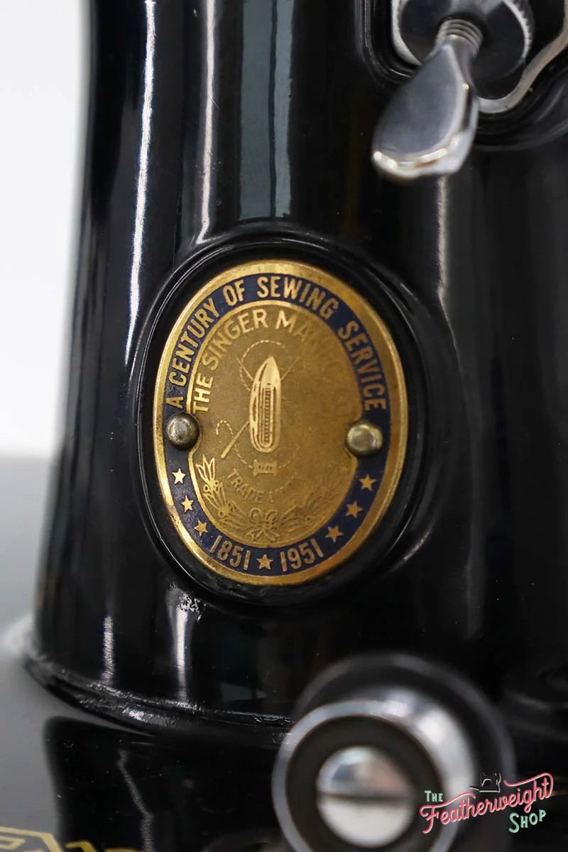 Singer Featherweight 221 Sewing Machine, Centennial: AK410*** - Image 17