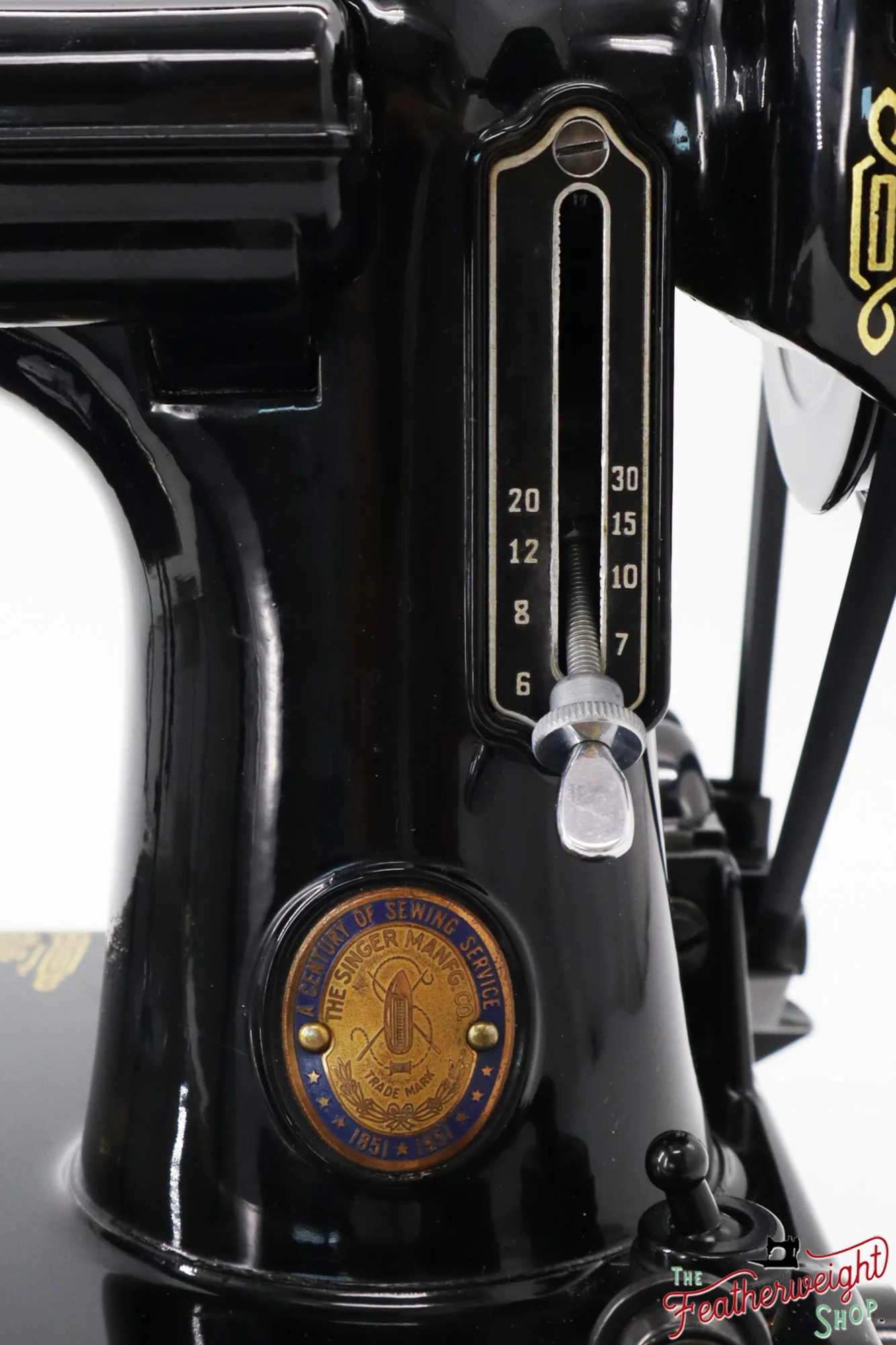 Singer Featherweight 221 Sewing Machine, Centennial: AK422*** - Image 14