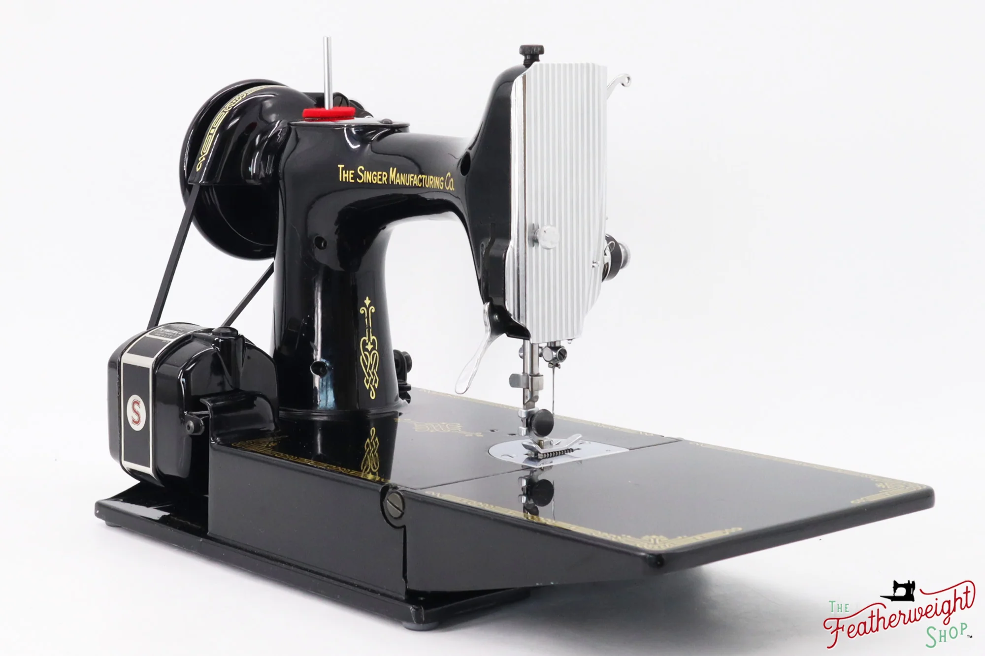 Singer Featherweight 221 Sewing Machine, Centennial: AK422*** - Image 5