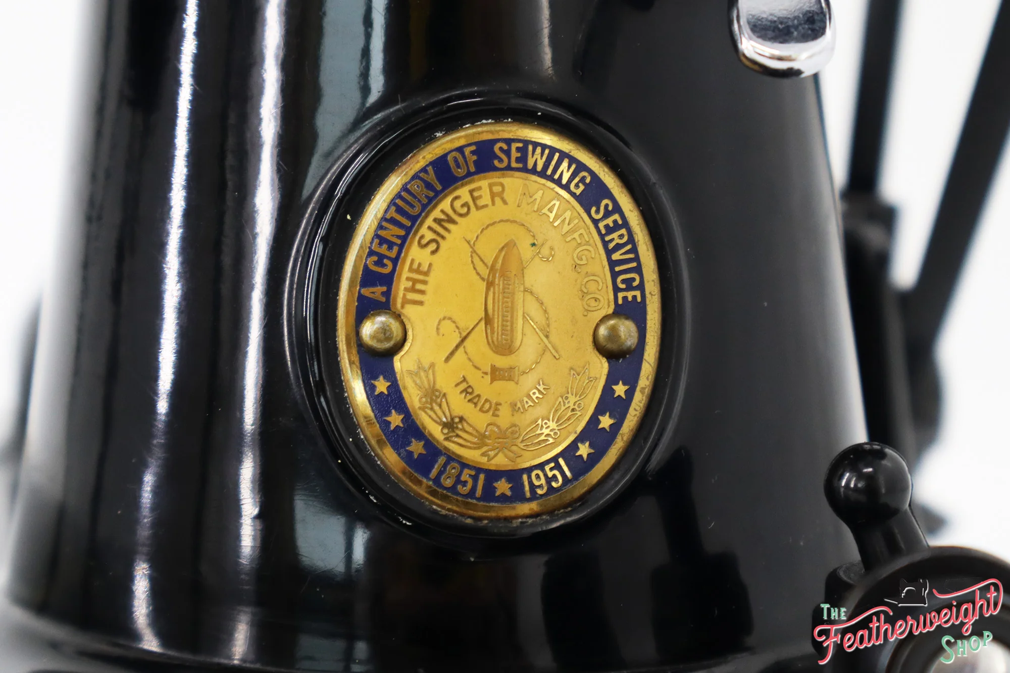 Singer Featherweight 221 Sewing Machine, Centennial: AK587*** - Image 14