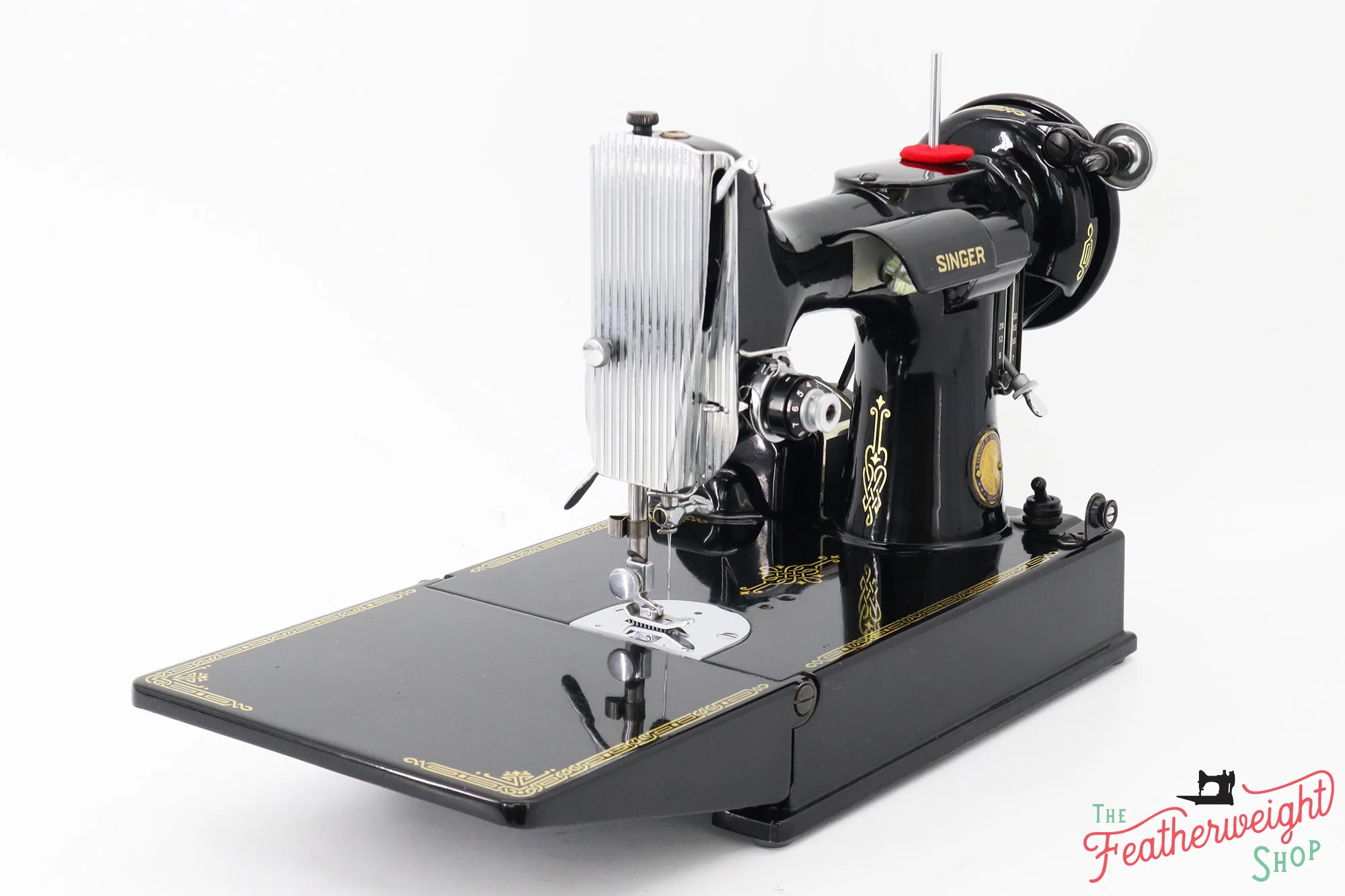 Singer Featherweight 221 Sewing Machine, Centennial: AK587*** - Image 3