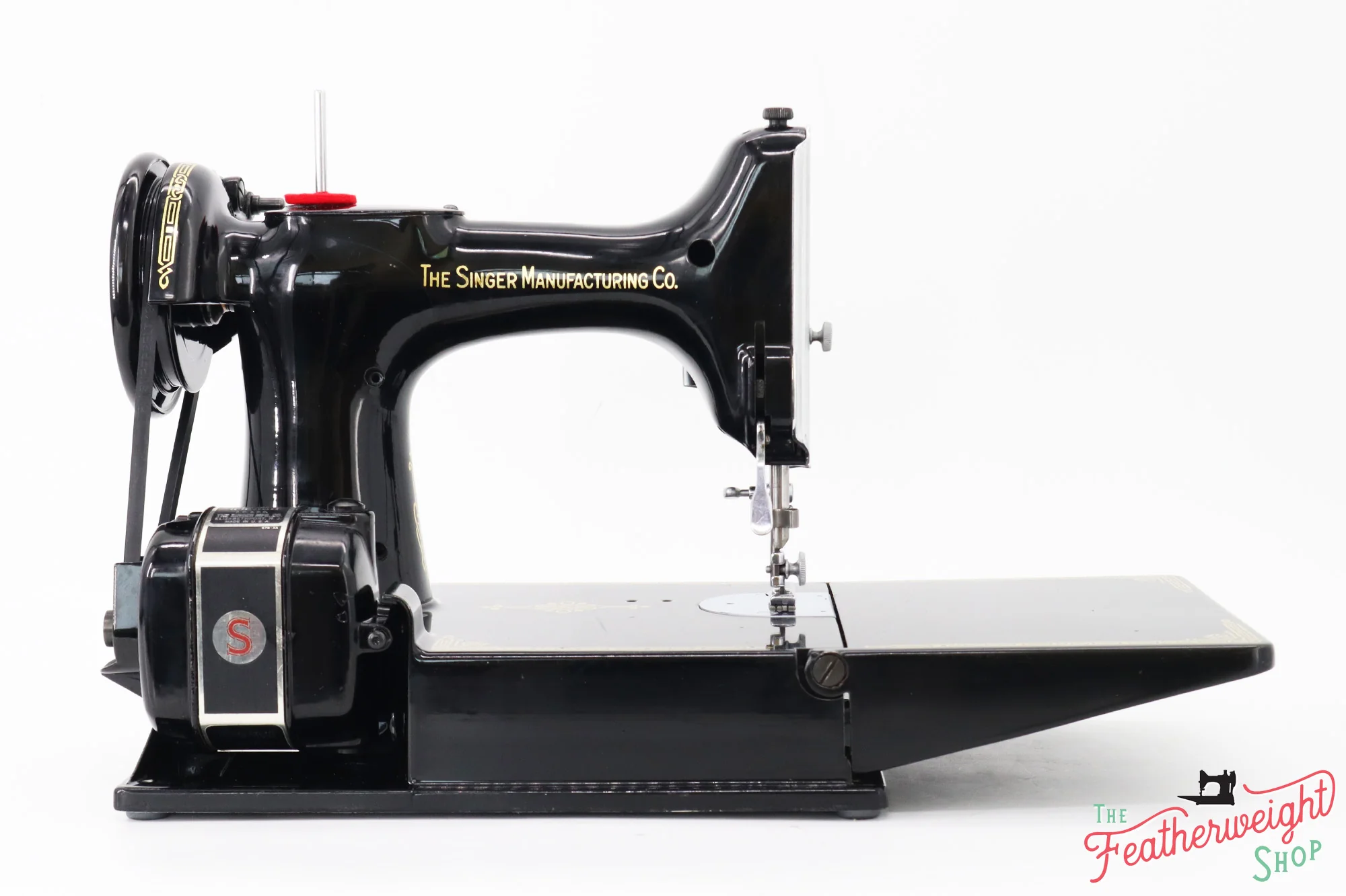 Singer Featherweight 221 Sewing Machine, Centennial: AK587*** - Image 6