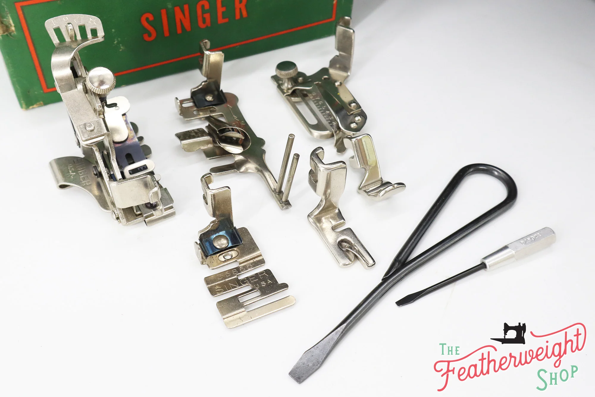 Singer Featherweight 221 Sewing Machine, Centennial: AK58741* - Image 18
